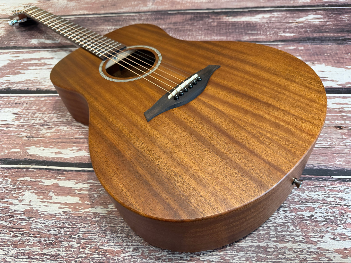 V300MH Mahogany folk Acoustic