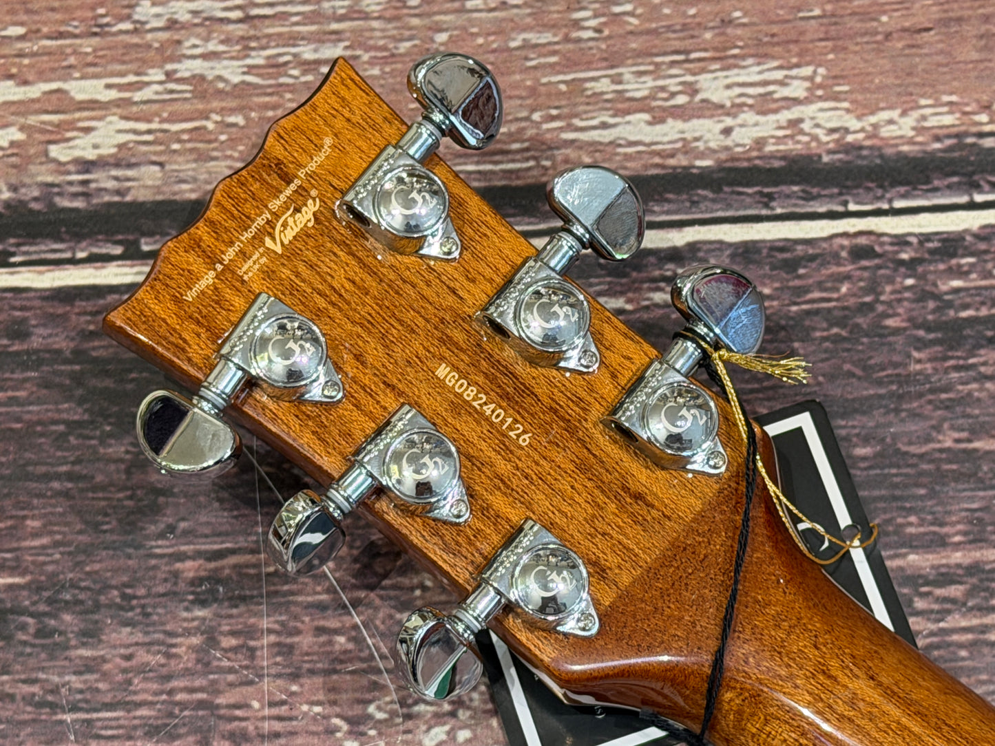 Vintage Performer series - V1650N All solid Acoustic