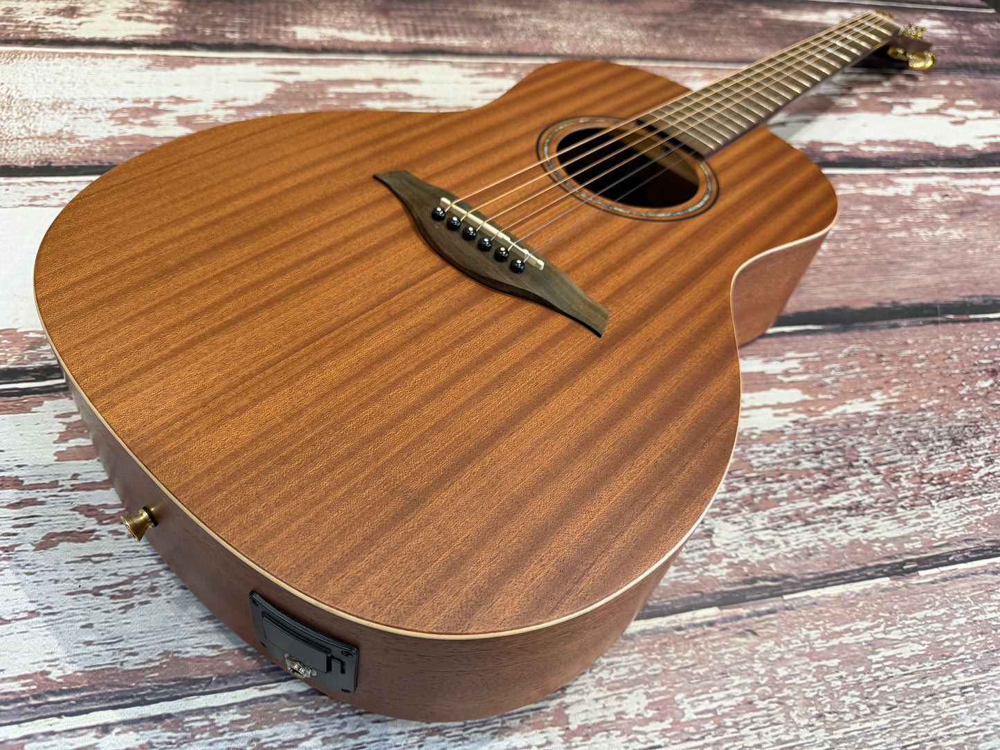 Vintage VE800 MH Mahogany Electro Acoustic