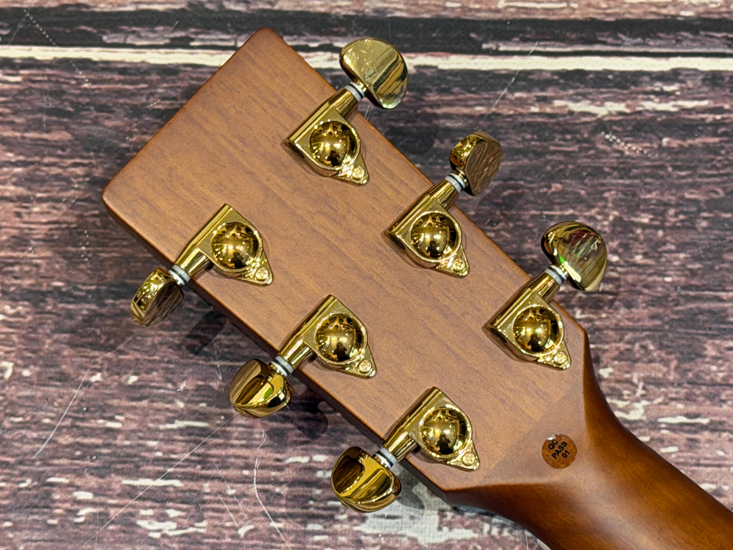 Vintage VE800 MH Mahogany Electro Acoustic