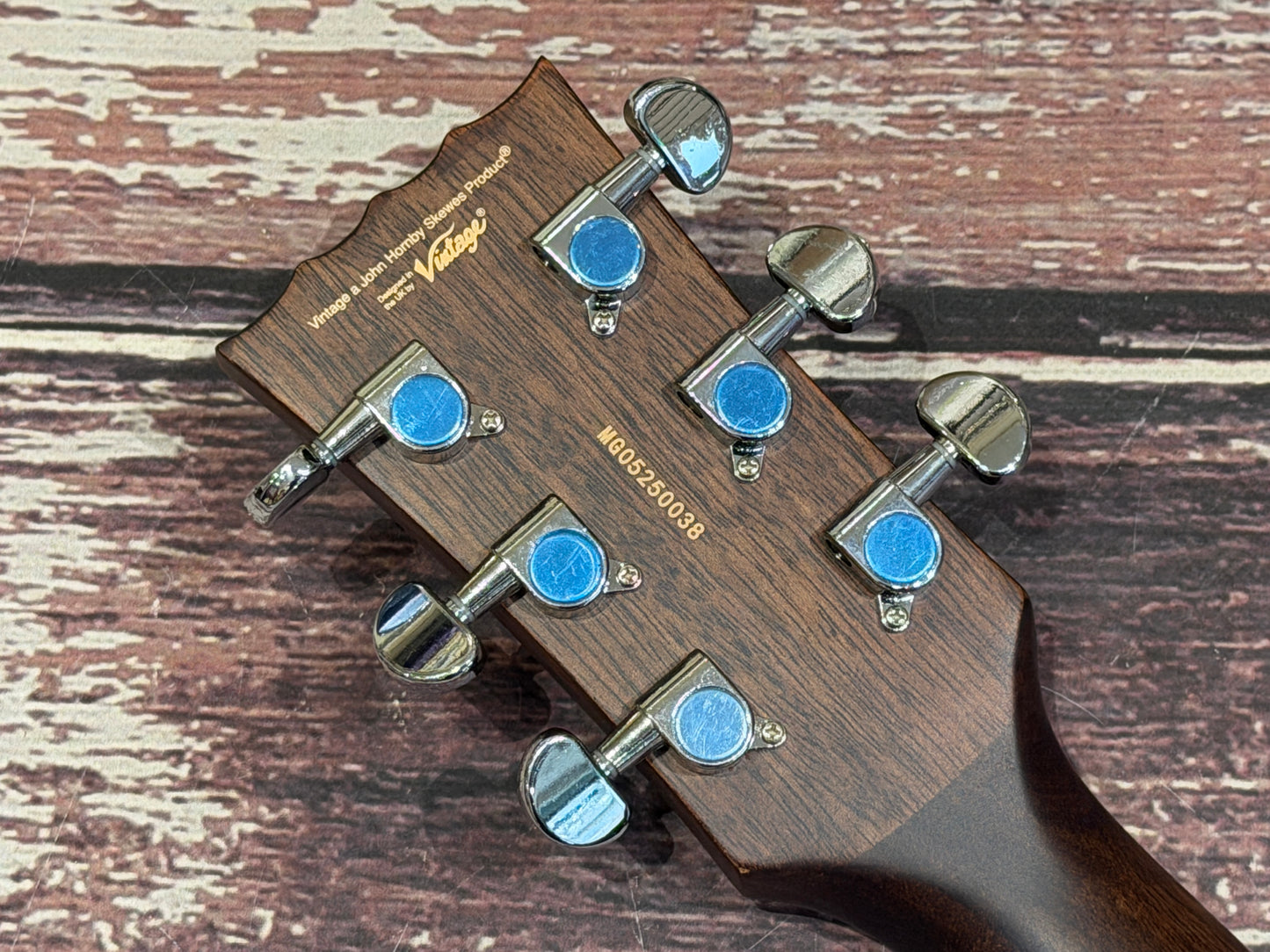Vintage VEC300N Folk cutaway Electro Acoustic