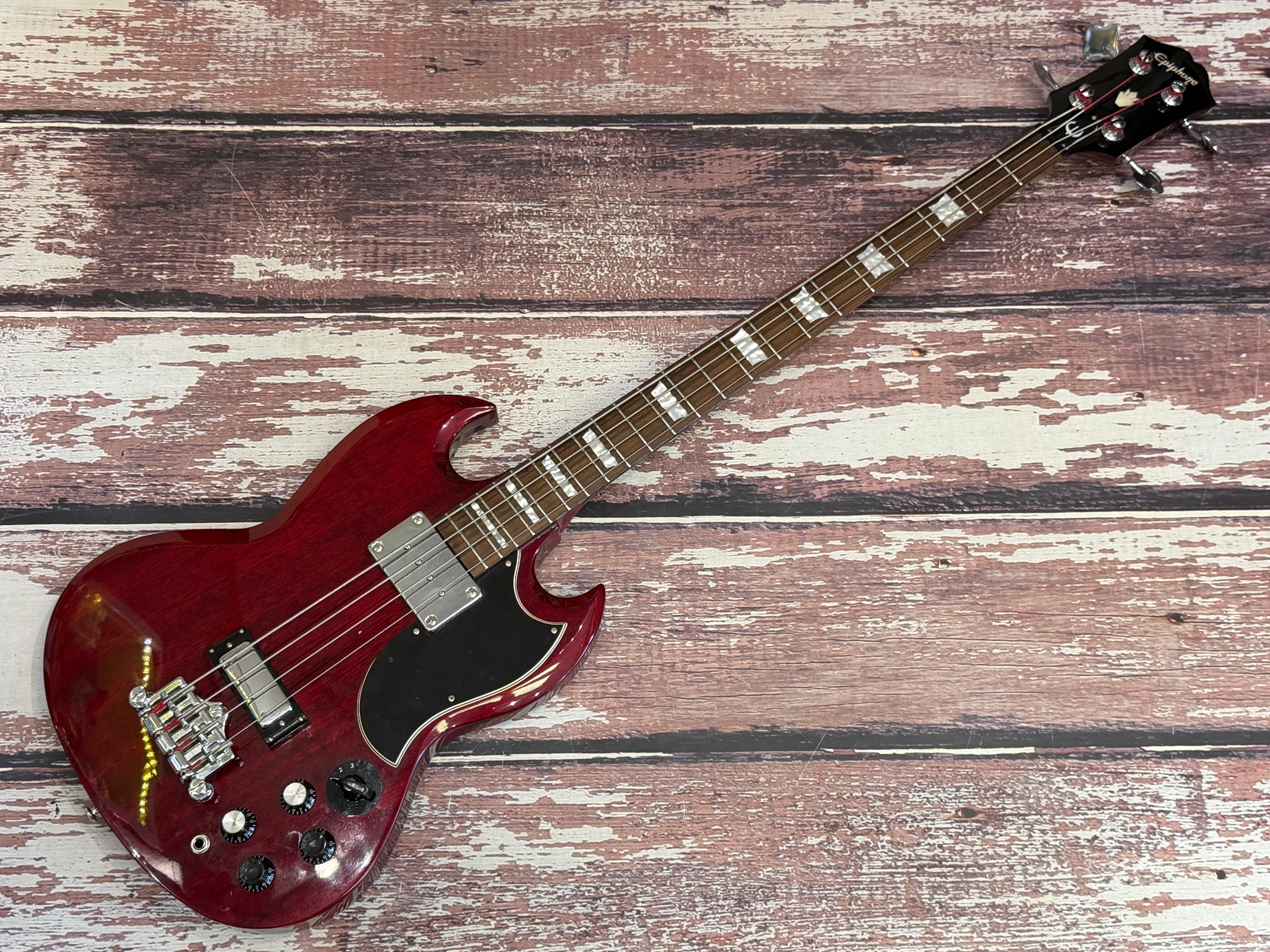 Epiphone EB3 SG bass – Badlands Guitars Limited