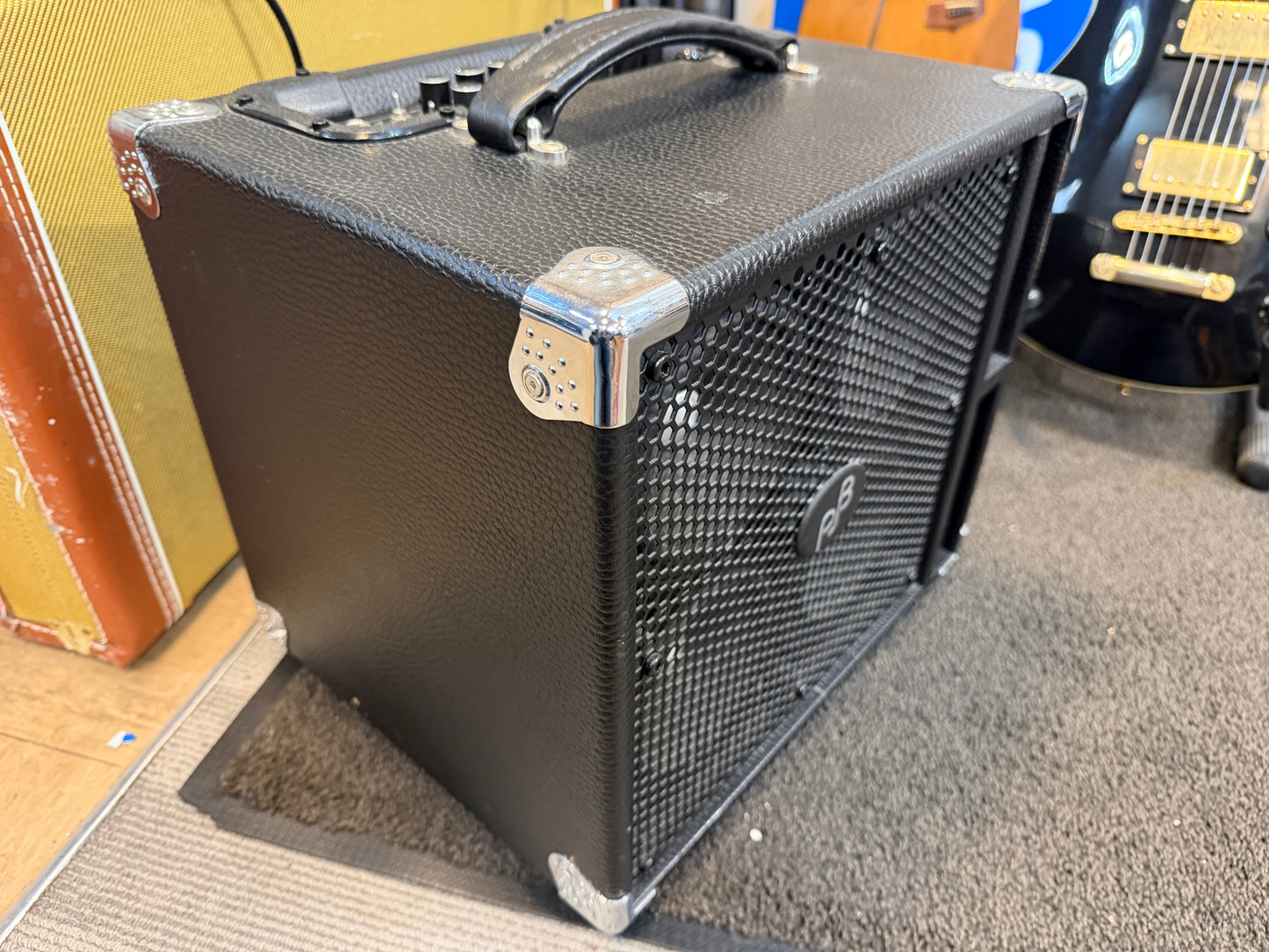 PJB Phil Jones 300/500w compact bass combo -- COLLECTION ONLY --