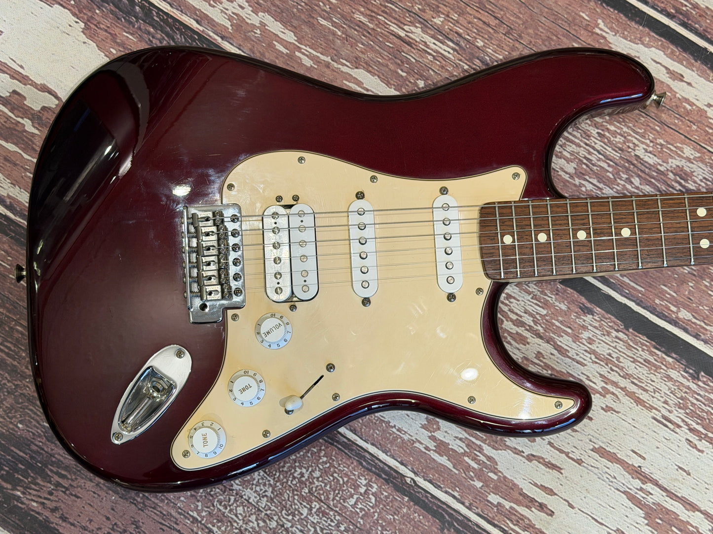 Fender HSS Stratocaster 2005 Mexico - Midnight Wine
