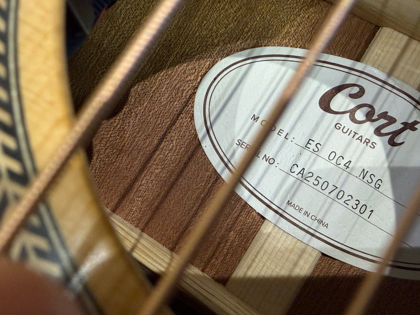 Cort Essence Series Electro Acoustic - Fishman - Natural