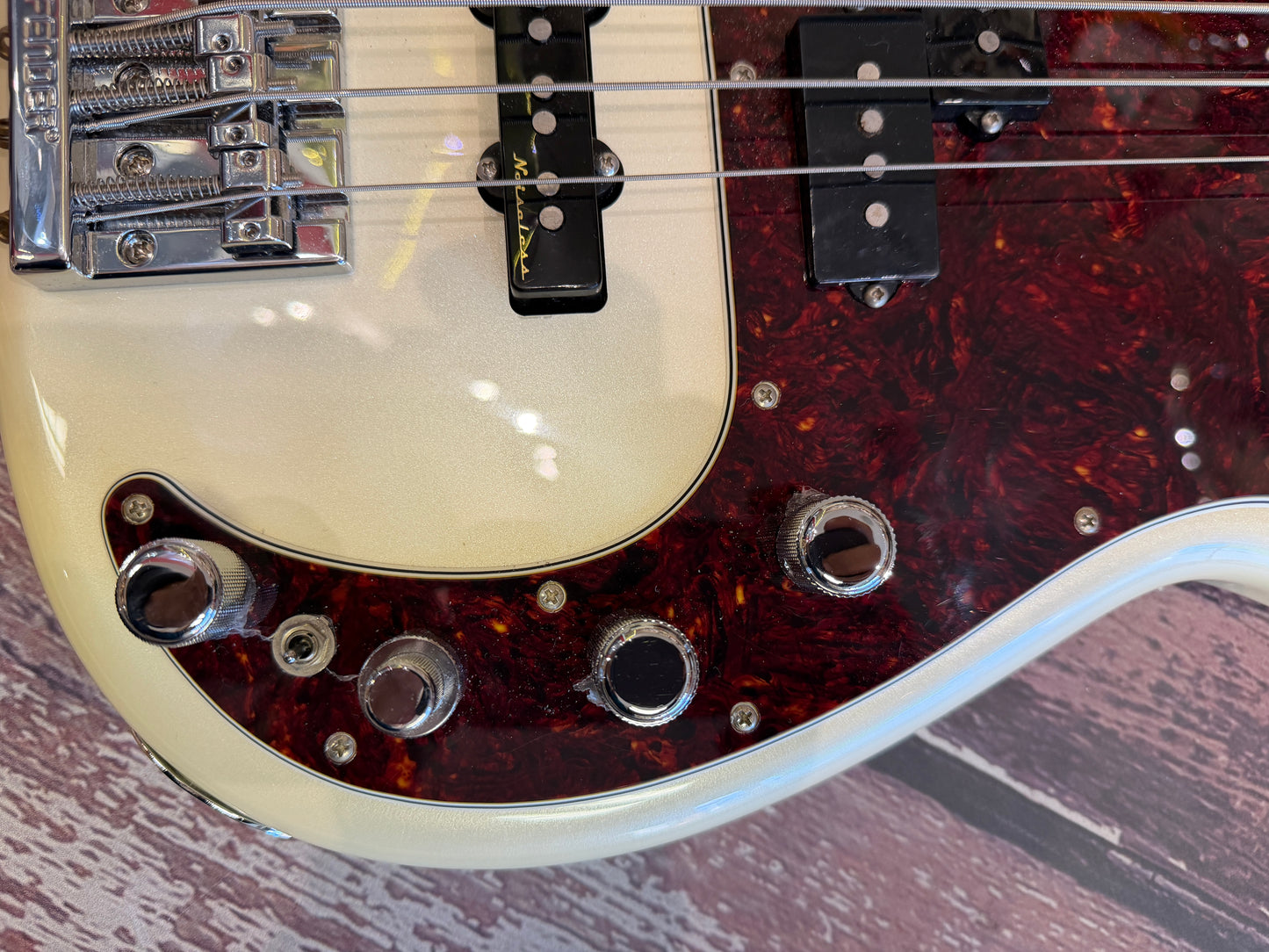 Fender Player II Modified Active Precision Bass - Olympic Pearl 2023