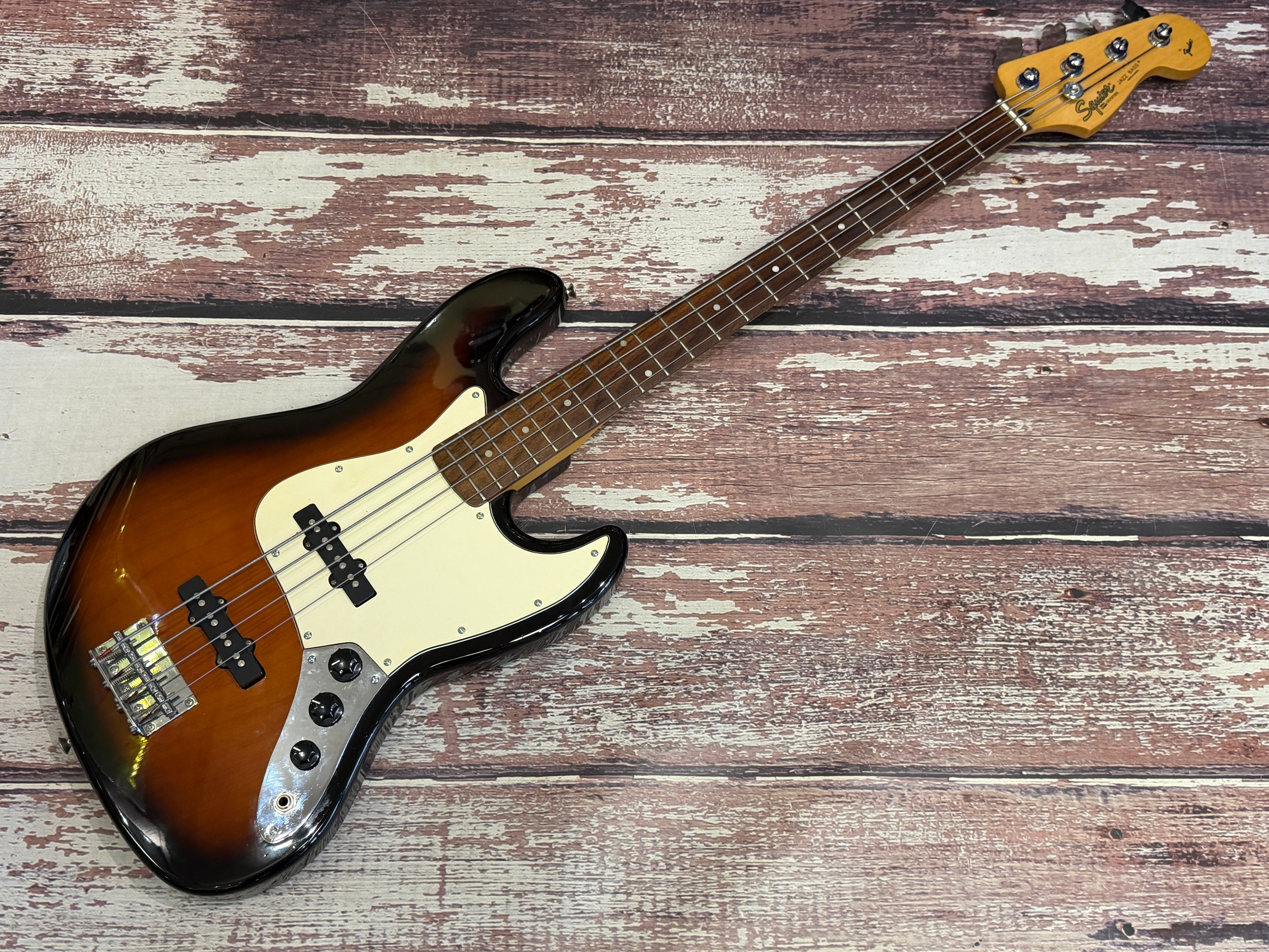 Squier Jazz Bass - Korean made – Badlands Guitars Limited