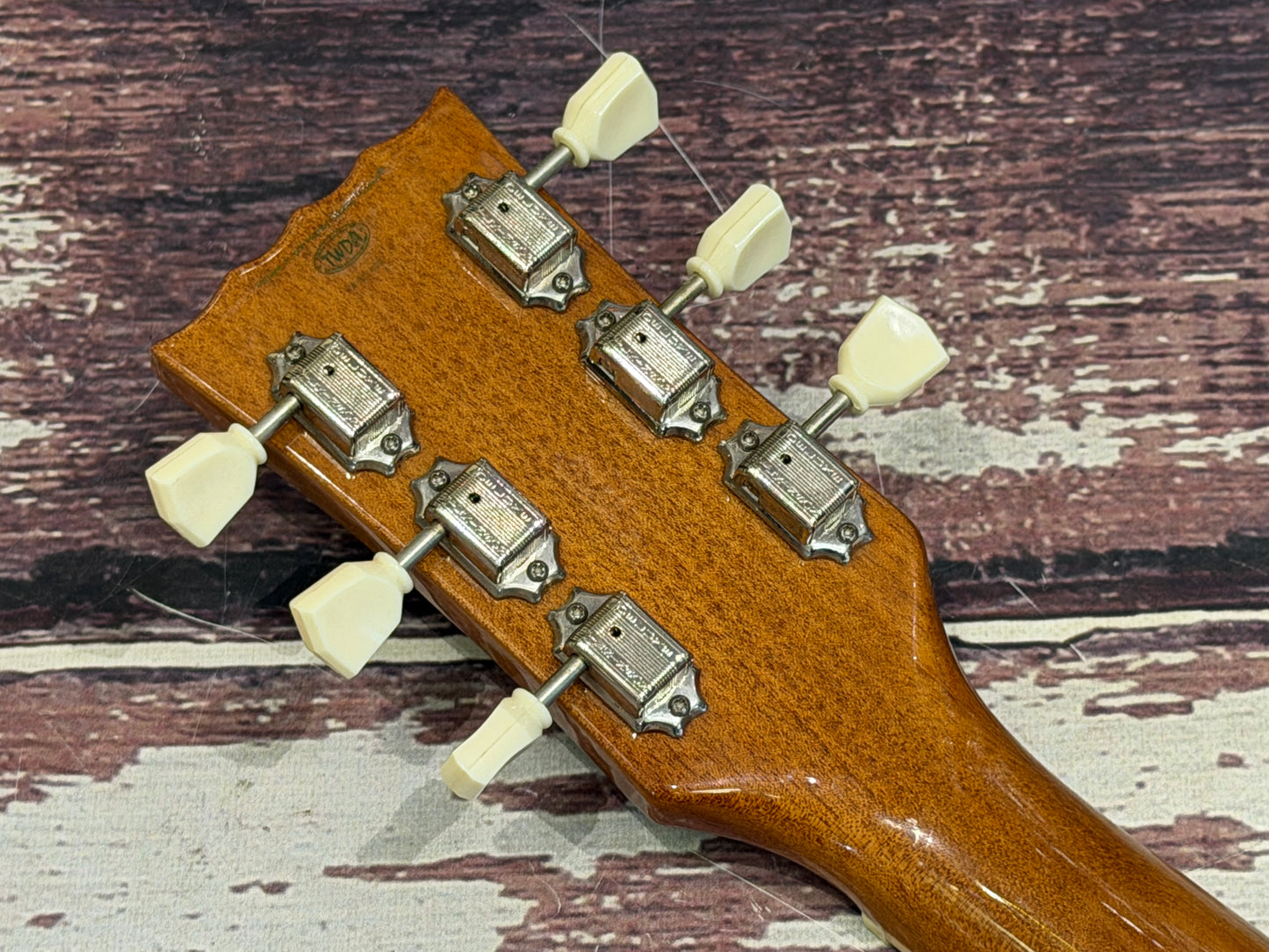 Vintage Advanced AV3 semi hollow "339"