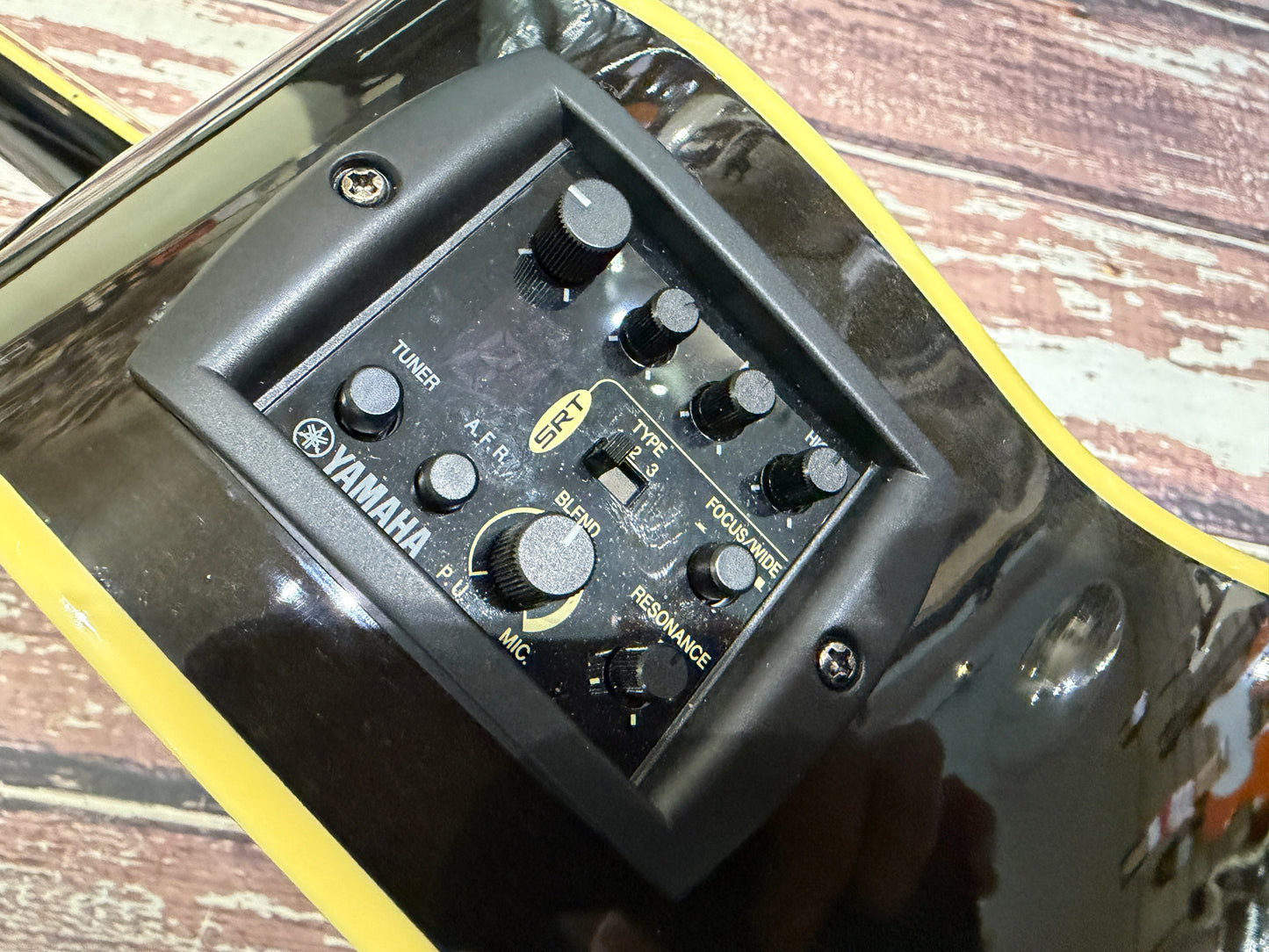 Yamaha CPX-1000 Compass Series Electro