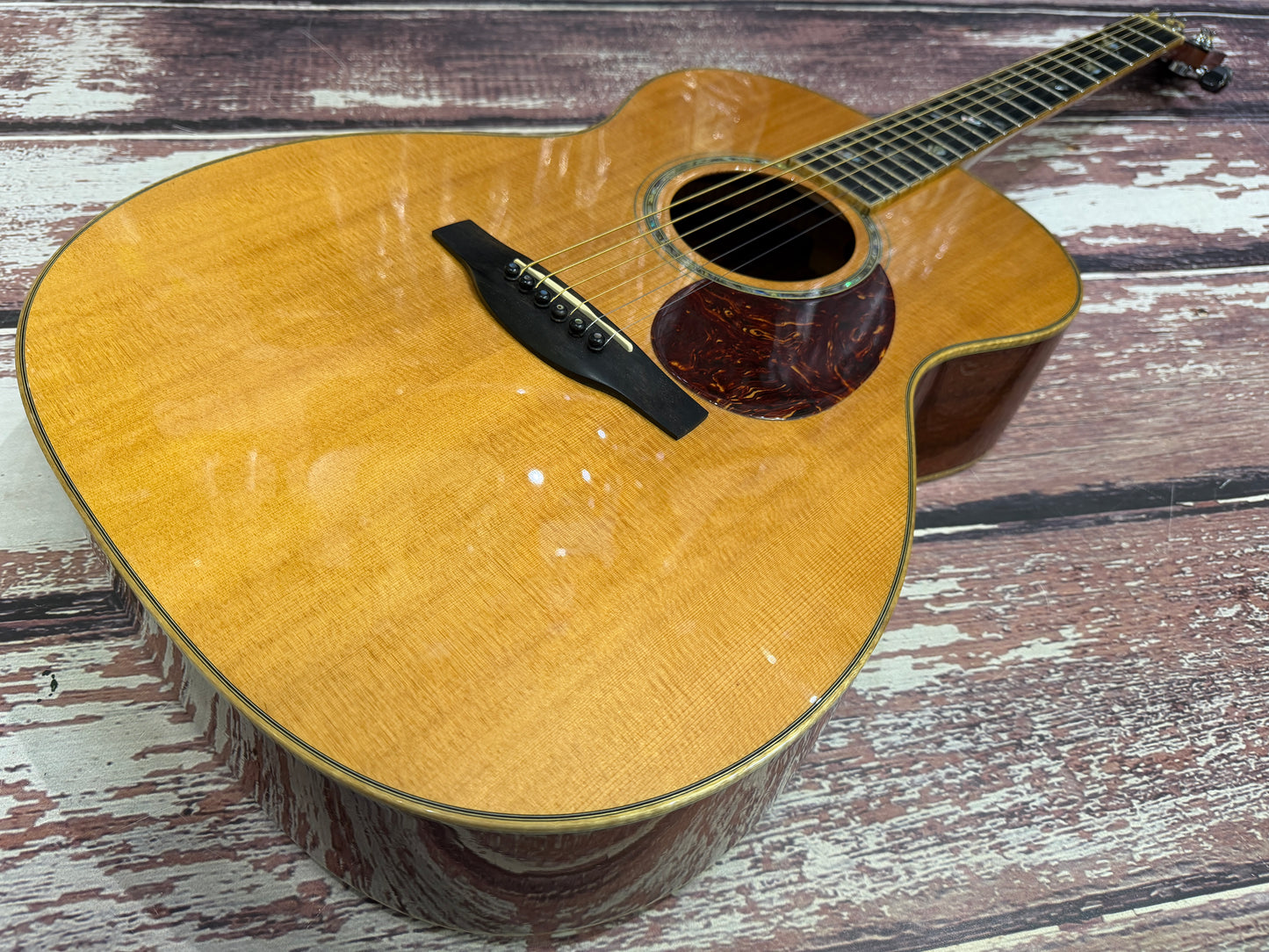 Patrick Eggle Linville Custom - UK custom hand made acoustic