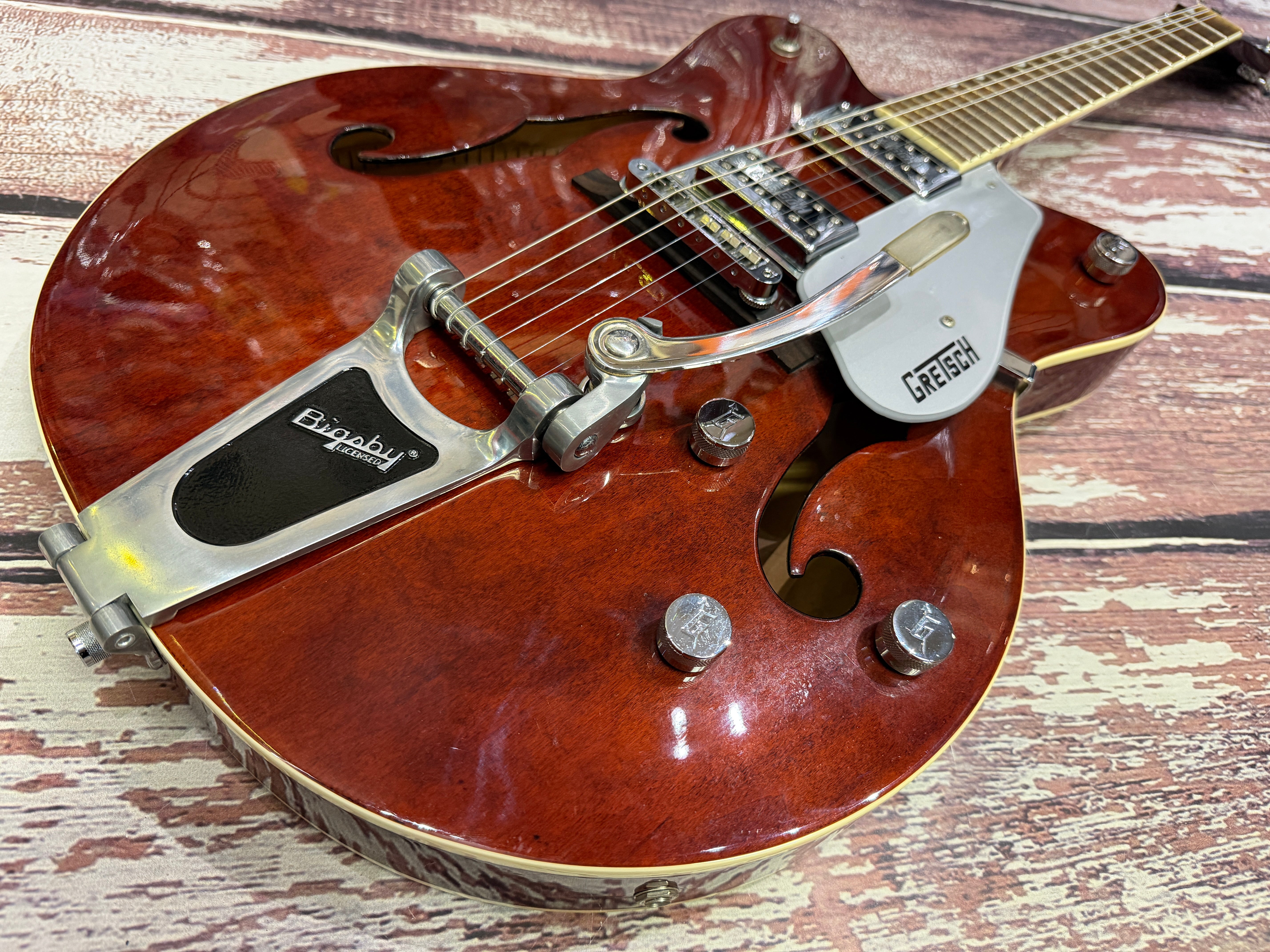 Gretsch G5122 Electromatic with Bigsby - Korean made – Badlands