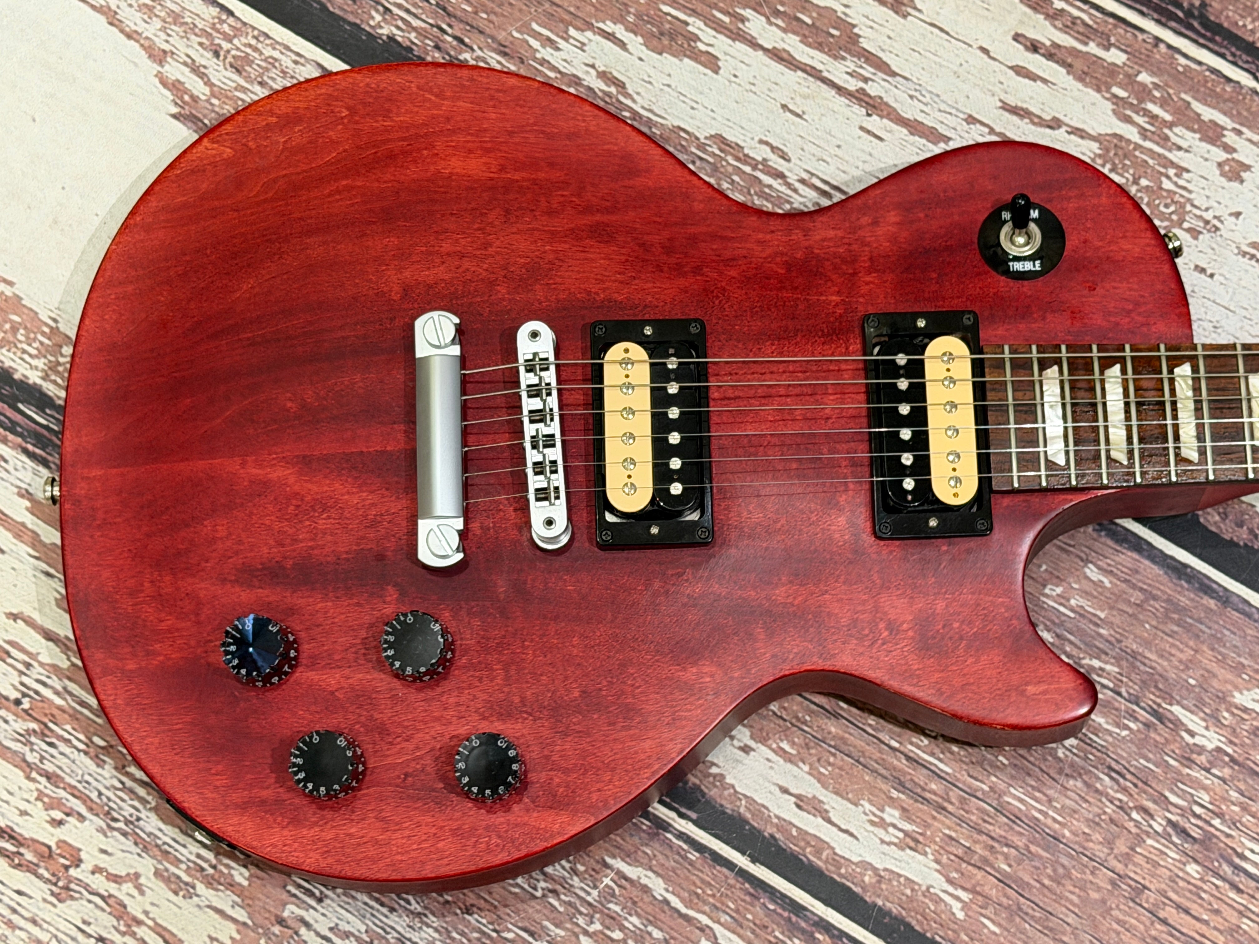 Gibson USA Les Paul LPJ 120th anniversary Faded Cherry – Badlands