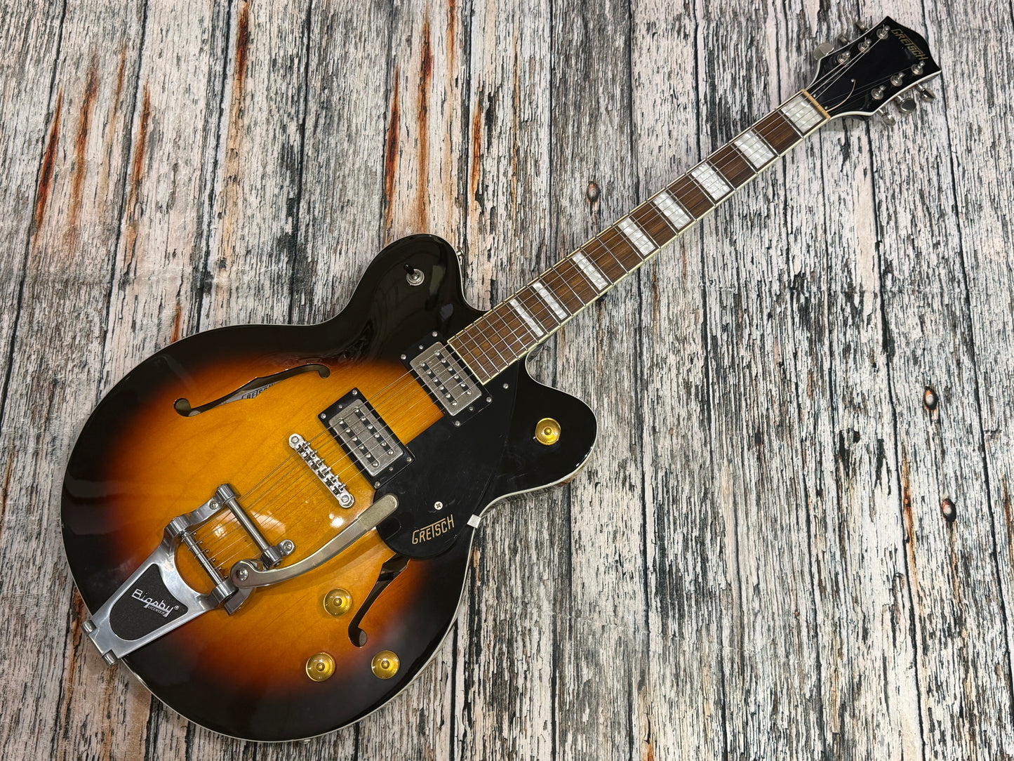 Gretsch G2622T Bigsby Streamliner Semi Hollow