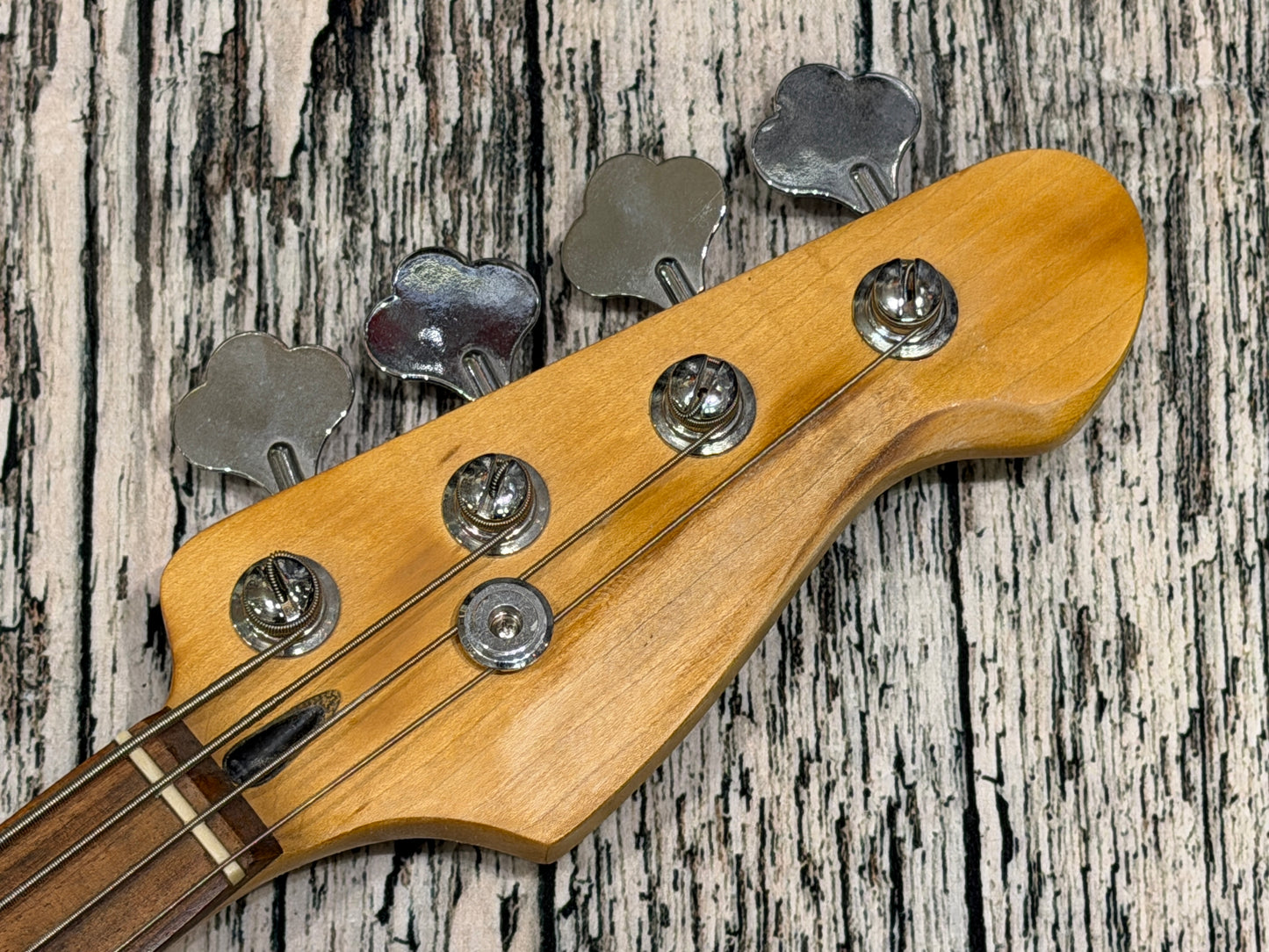 Cruiser by Crafter Relic'd Jazz Bass