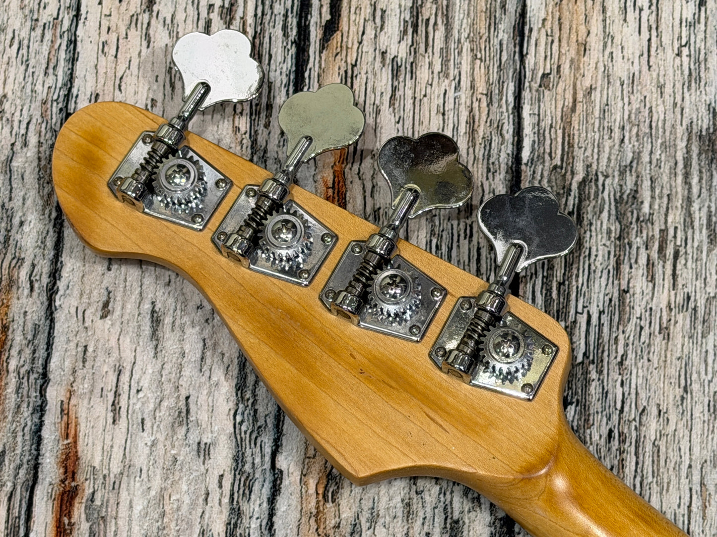 Cruiser by Crafter Relic'd Jazz Bass