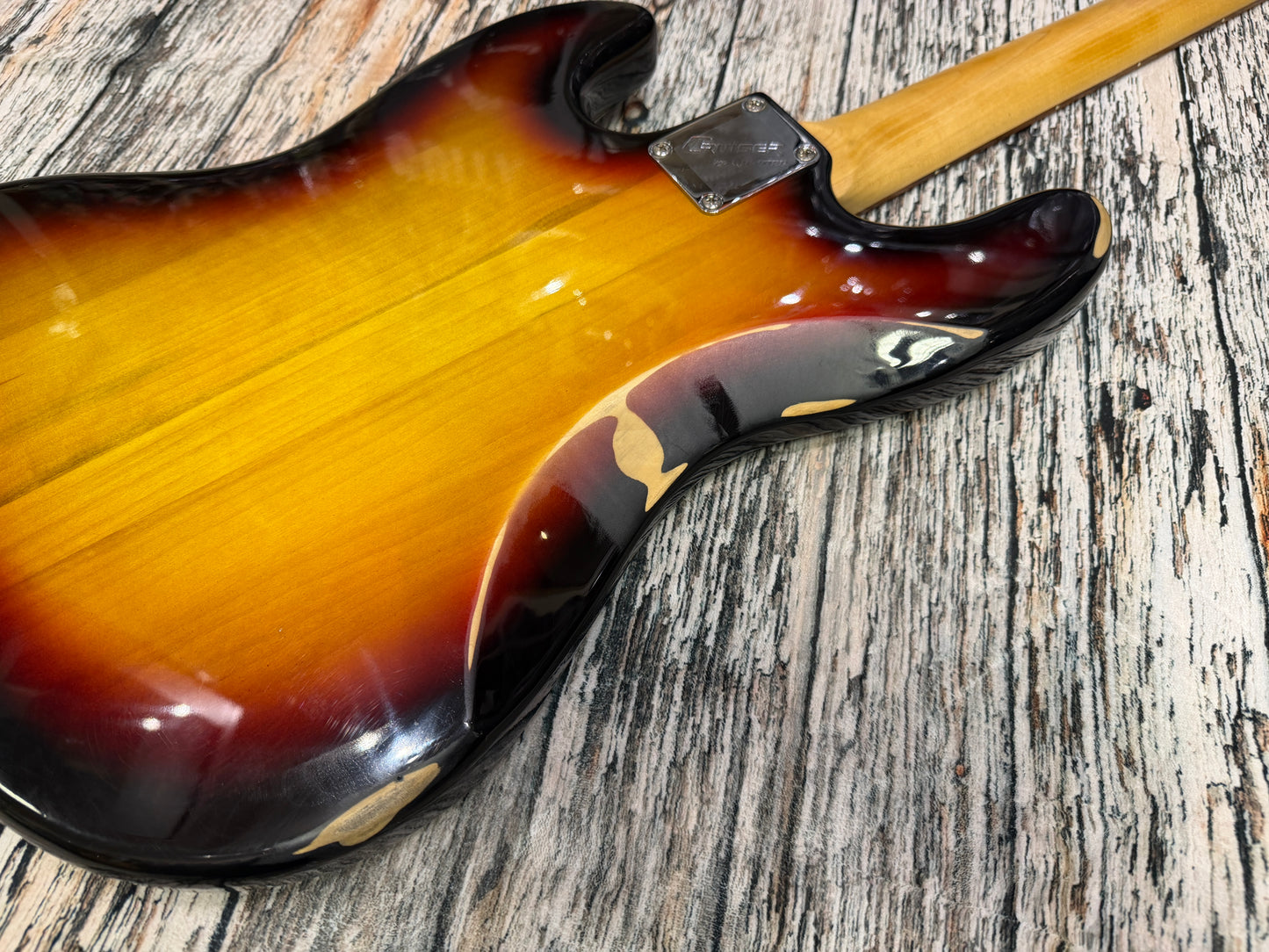 Cruiser by Crafter Relic'd Jazz Bass