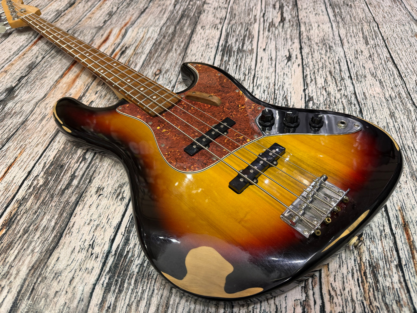 Cruiser by Crafter Relic'd Jazz Bass