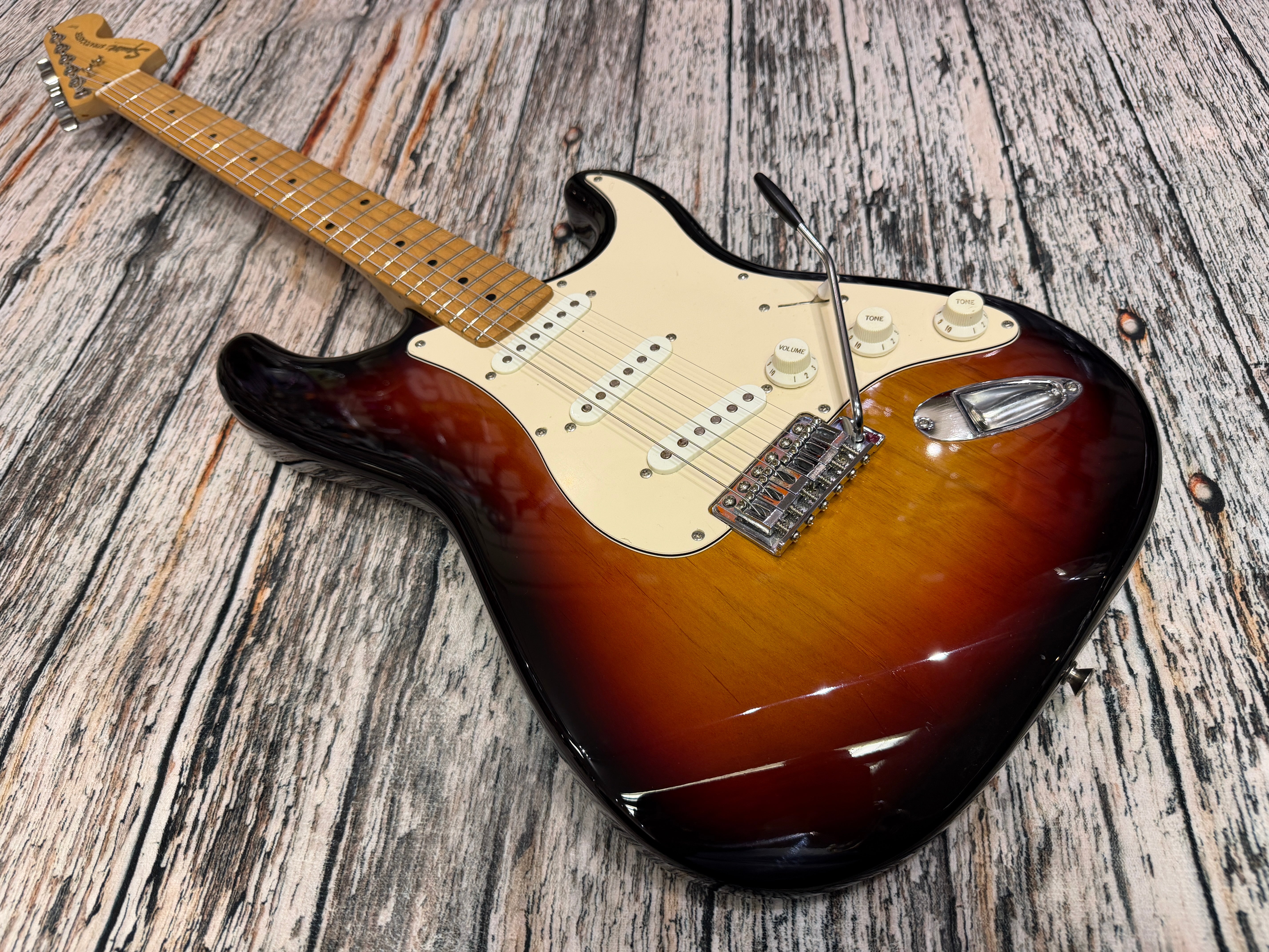 ギター Squier Standard Series STRATOCASTER Squier Standard Stratocaster – Badlands Guitars Limited