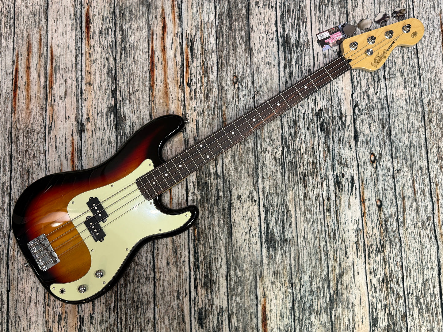 Vintage V40 Coaster P-Bass SUNBURST - STARTER PACK