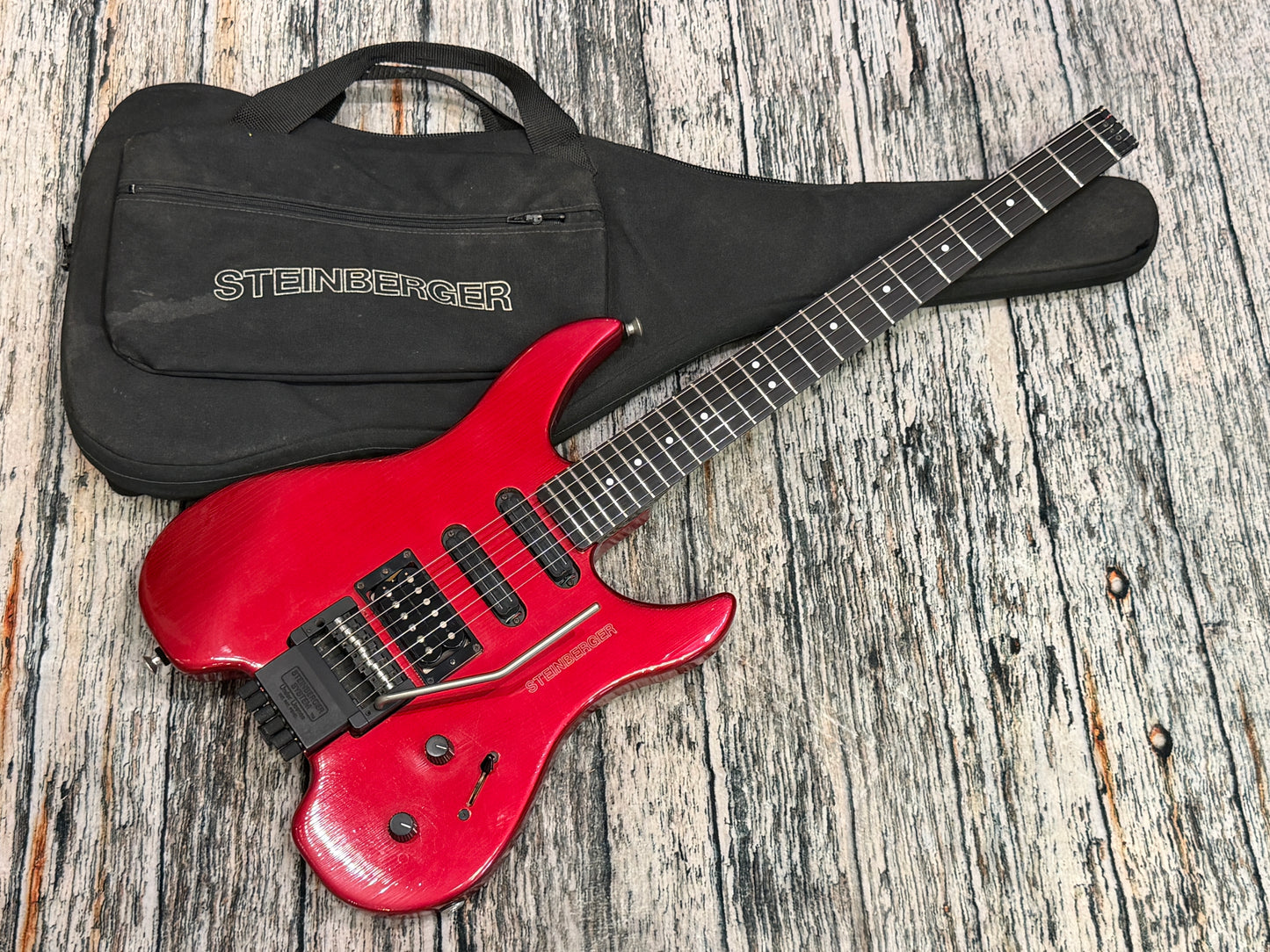 Steinberger USA Newburgh original. Headless GR-4R Candy Apple Red - RARE beast!