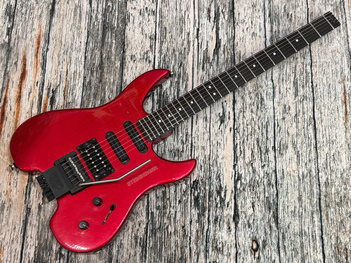 Steinberger USA Newburgh original. Headless GR-4R Candy Apple Red - RARE beast!