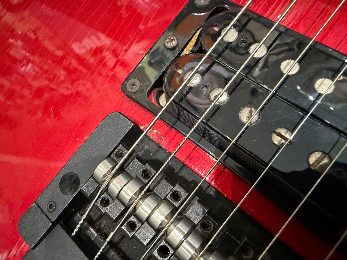 Steinberger USA Newburgh original. Headless GR-4R Candy Apple Red - RARE beast!