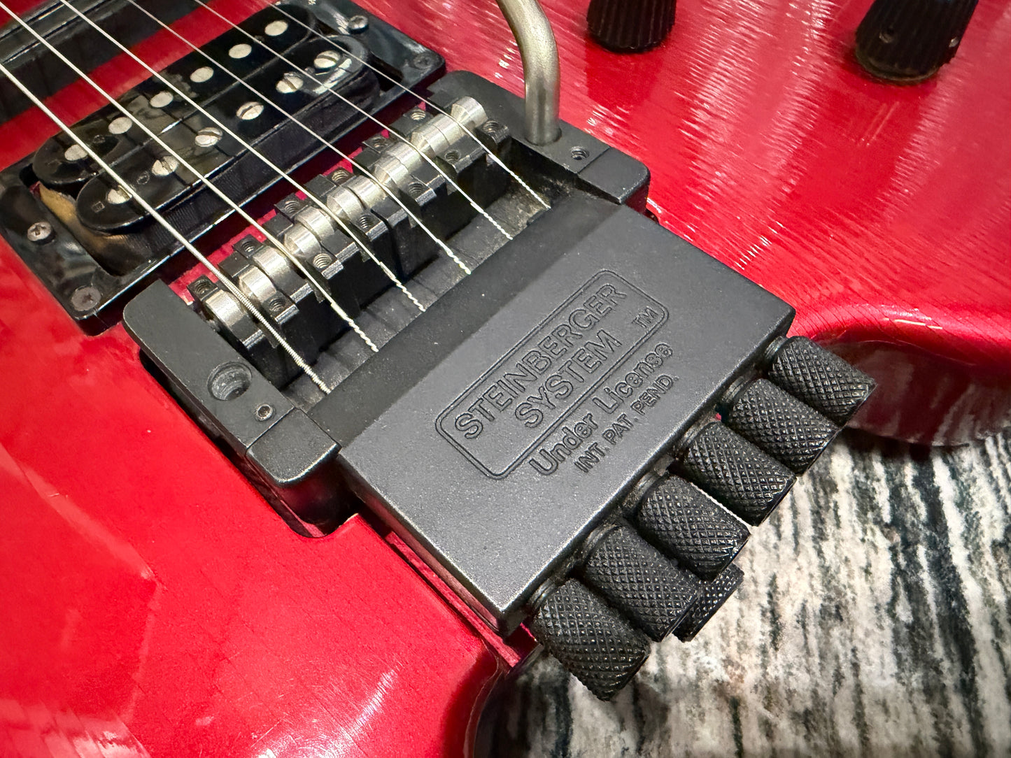 Steinberger USA Newburgh original. Headless GR-4R Candy Apple Red - RARE beast!