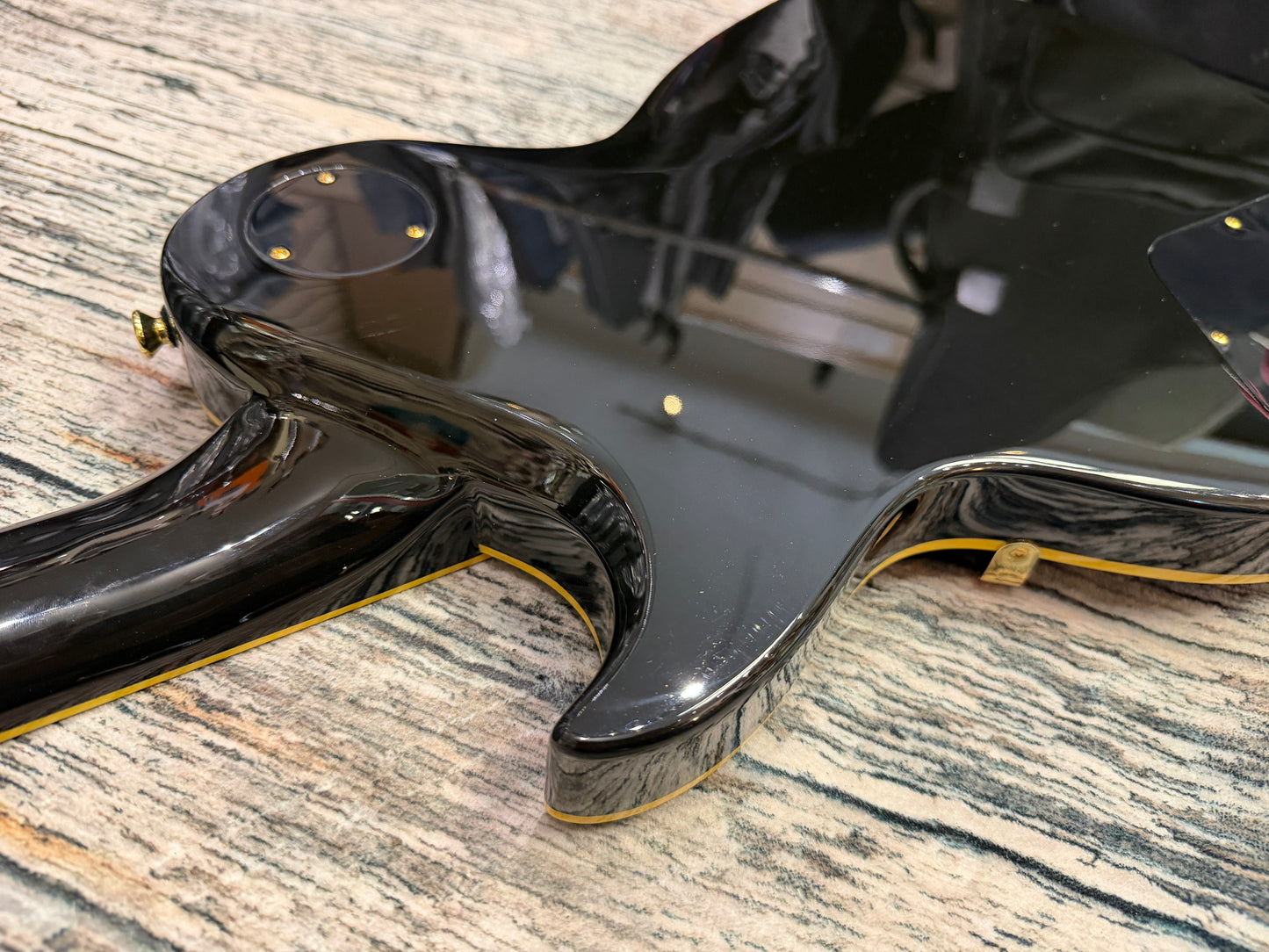 Aria PE 350 Custom LP Style