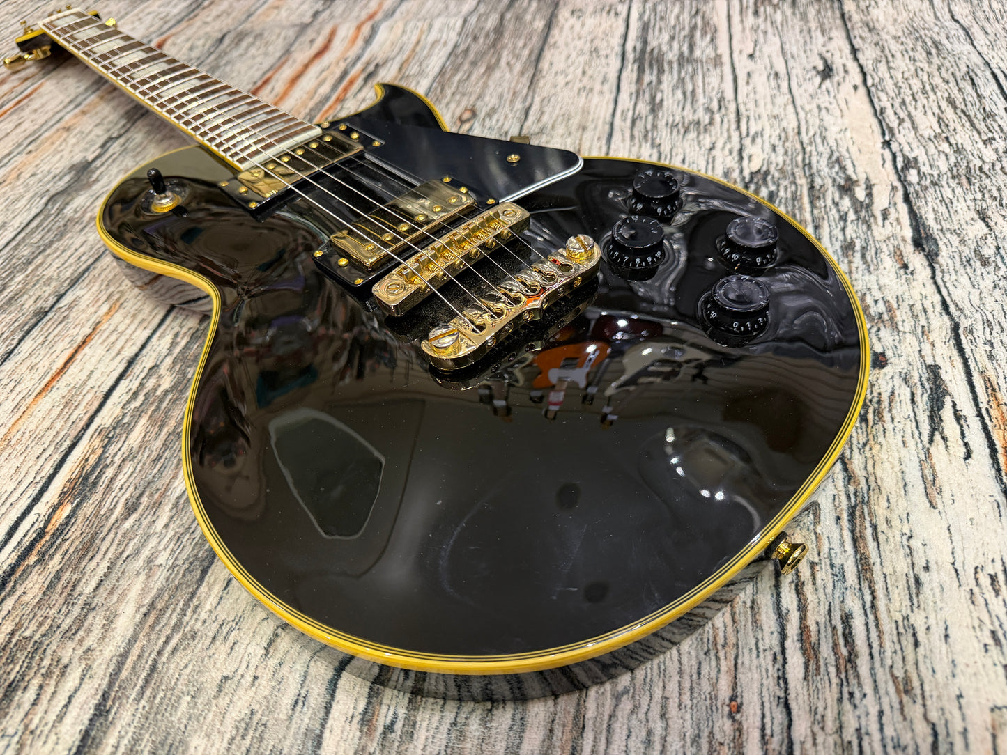 Aria PE 350 Custom LP Style