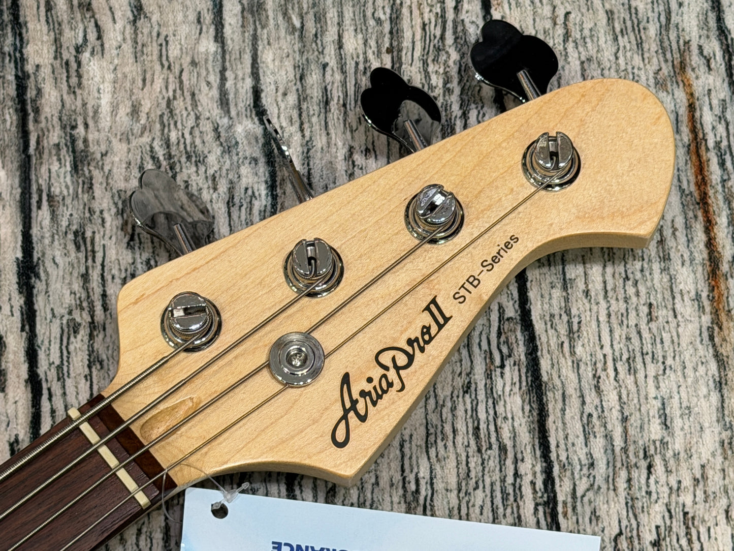 Aria STB P-Bass Style Rosewood neck - Black