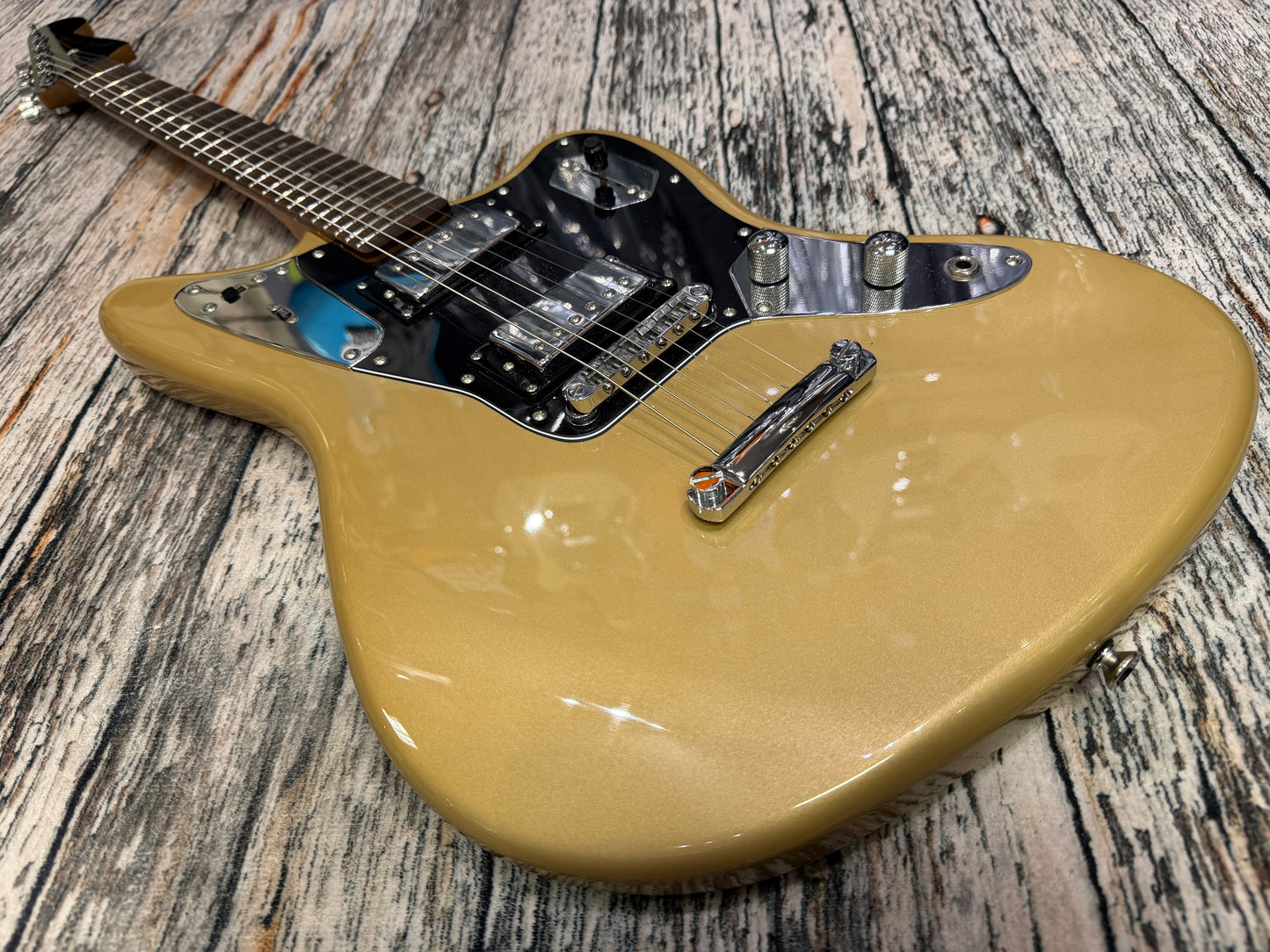 Squier Contemporary Jaguar HH - Shoreline Gold