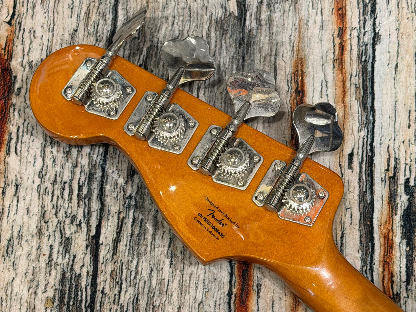 Squier Classic Vibe 70s Jaguar Bass