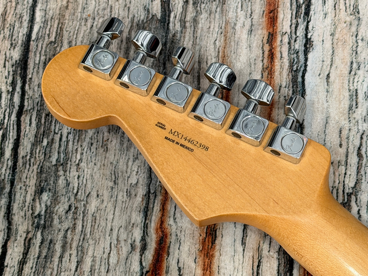 Fender Standard Stratocaster 2014 - Mexico. - Upgraded