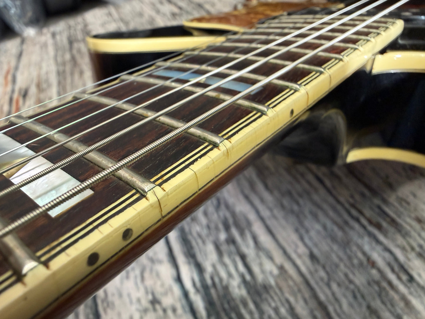 Epiphone 1988 Korean Sheraton - Schaller Humbuckers