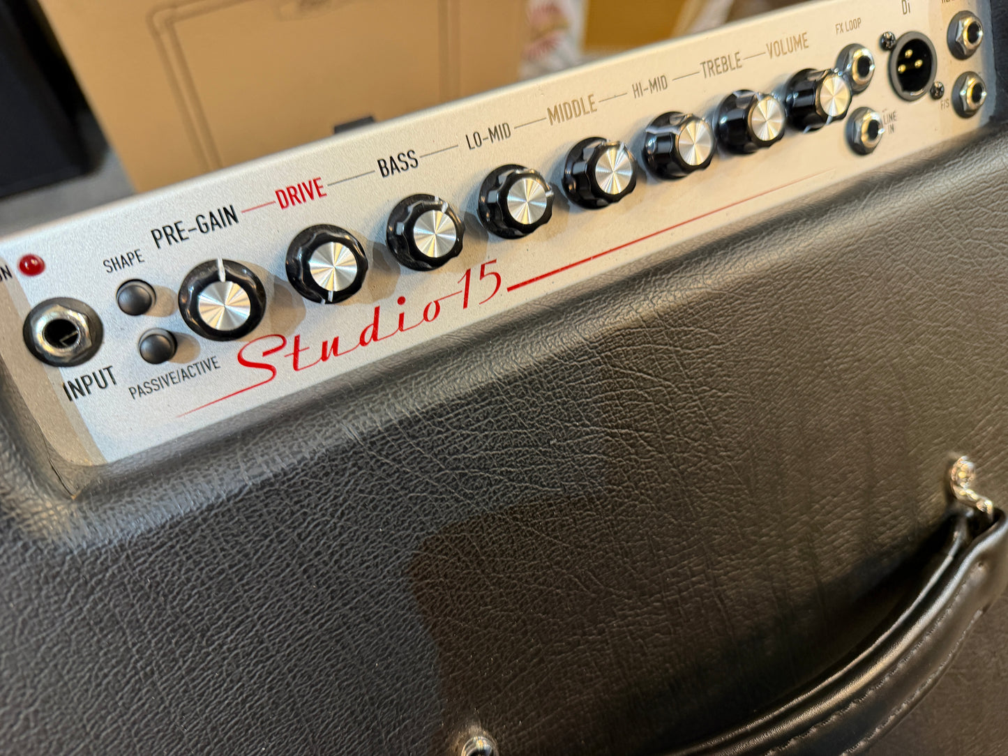 Ashdown Studio 15 lightweight 300w bass combo