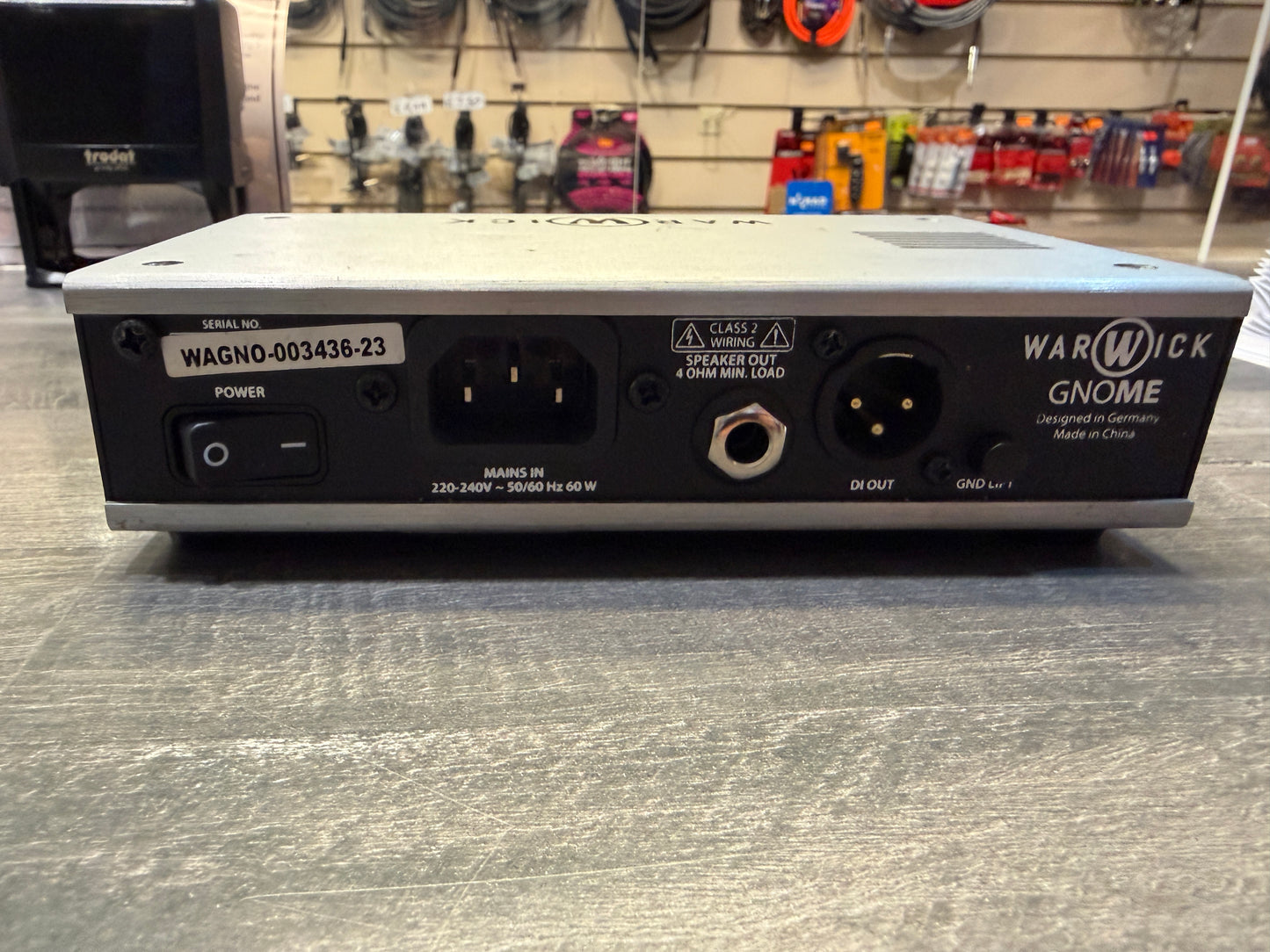 Warwick Gnome 130w/200w bass head