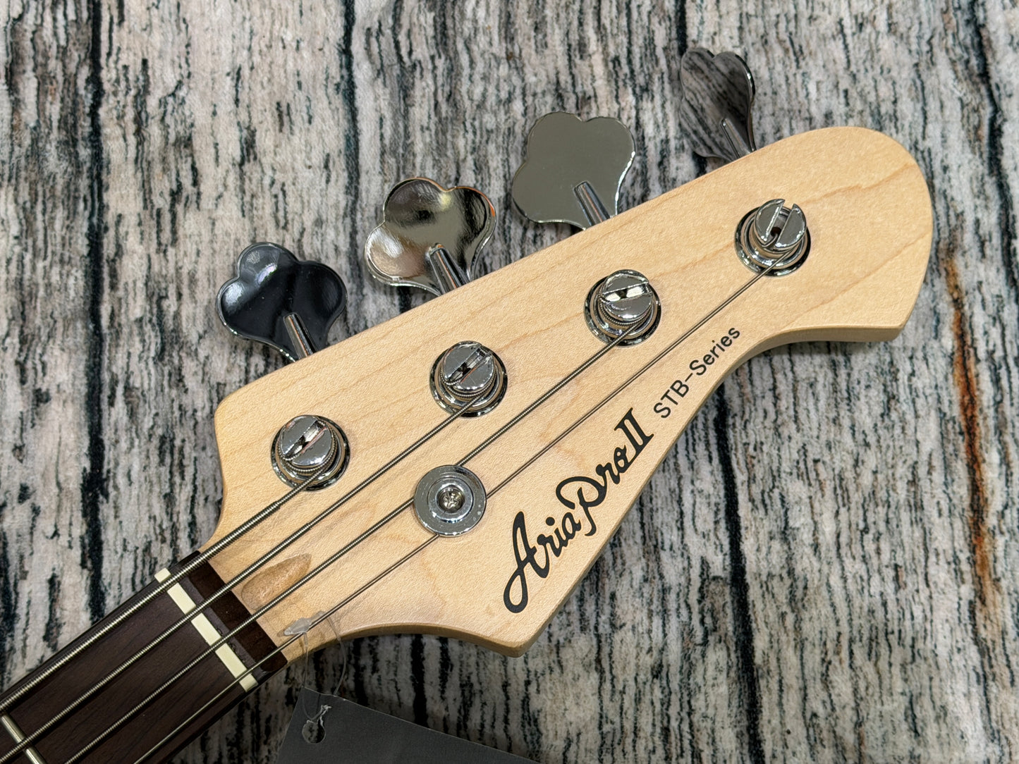 Aria STB "Jazz" Bass style - Relic New - Sunburst B-Stock