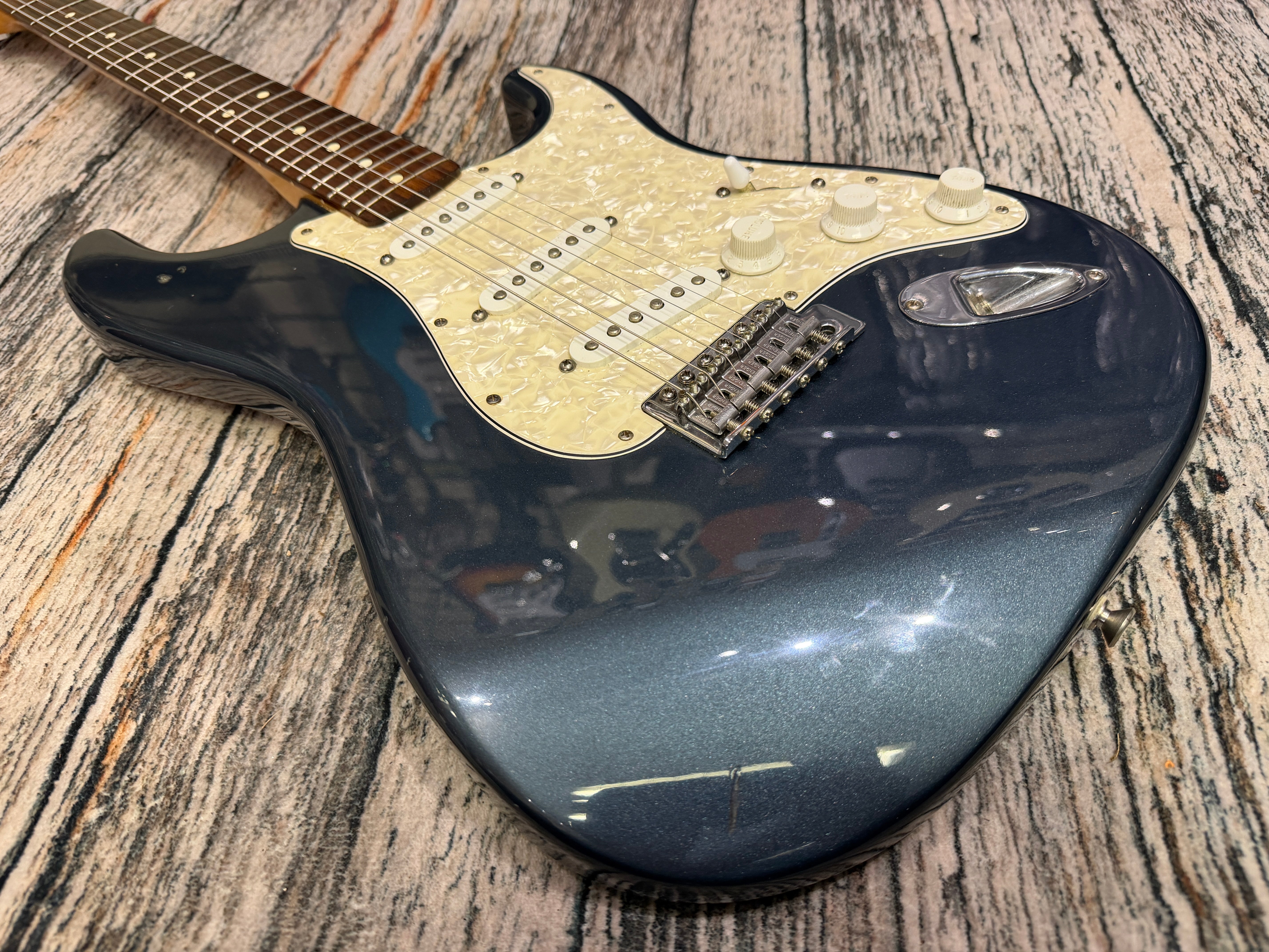Fender Mexican Standard Stratocaster - Blue Agave / Gunmetal