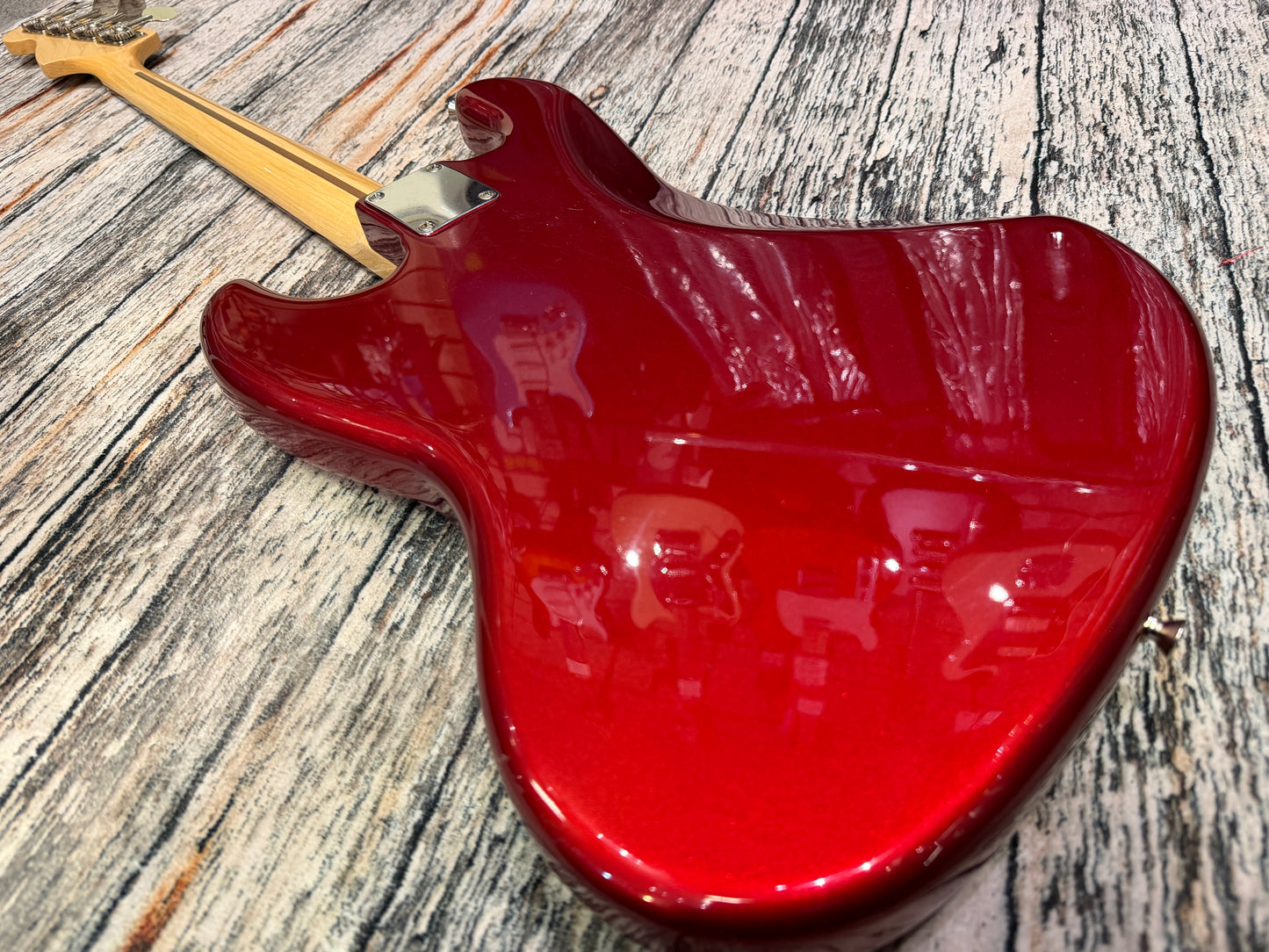 Fender Japan - 60's style Jazz Bass Candy Apple Red, Upgraded