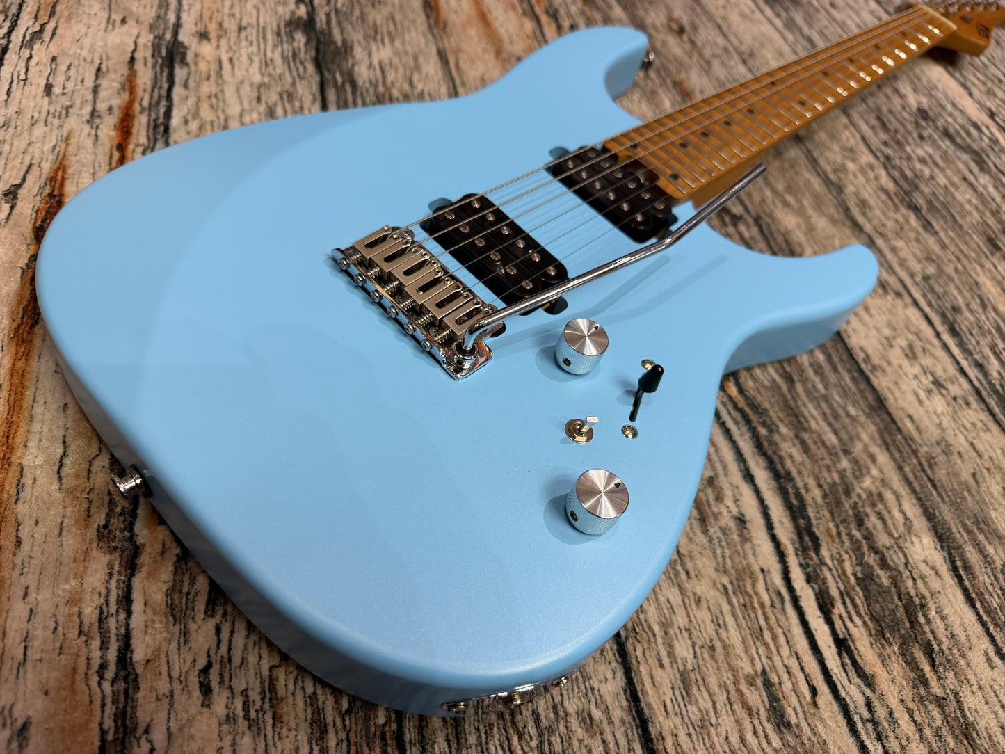 EART EYP-Omni 24 Pearl Blue