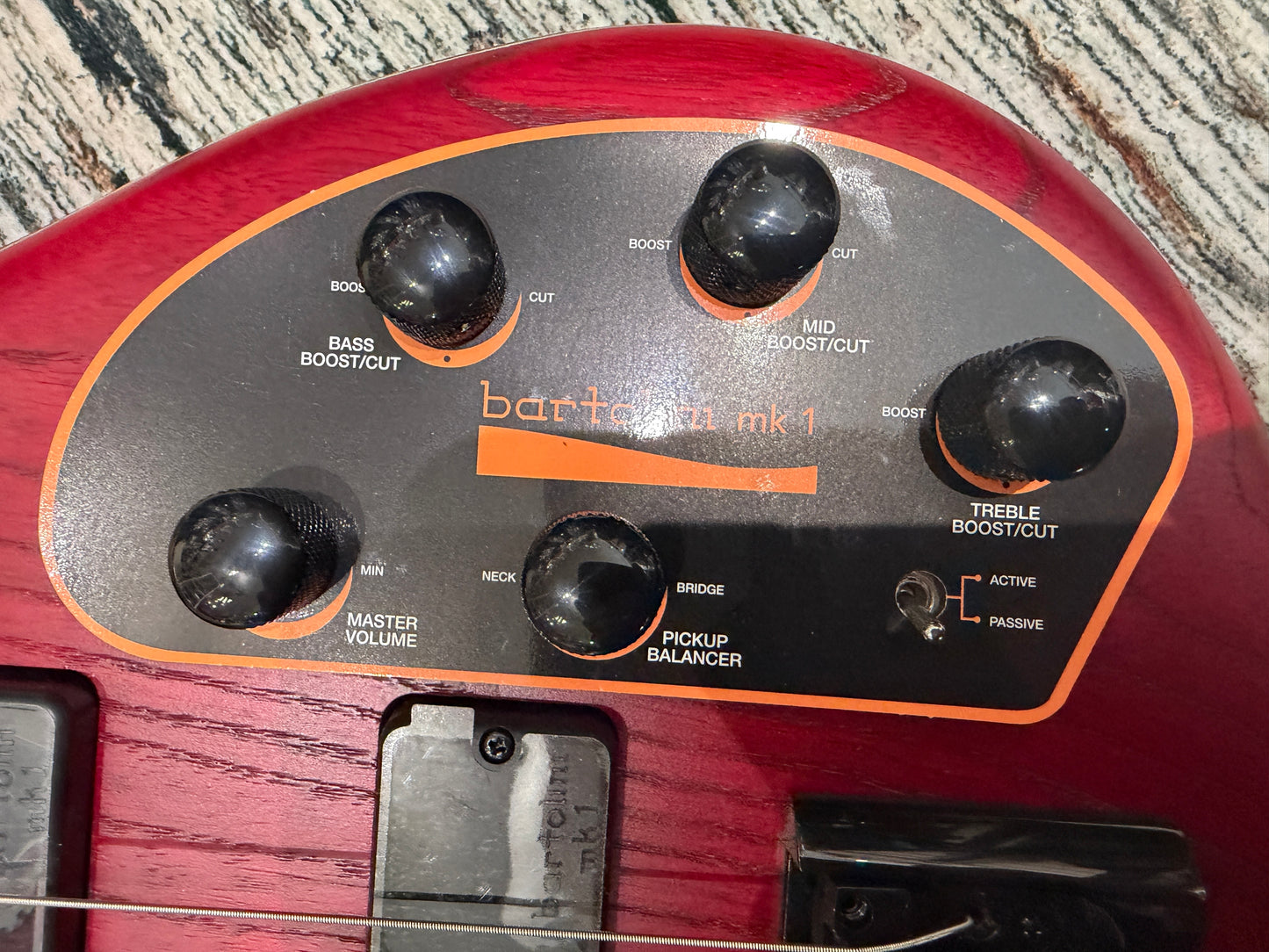 Cort B4 Element Bass Wine red Bartolini loaded!