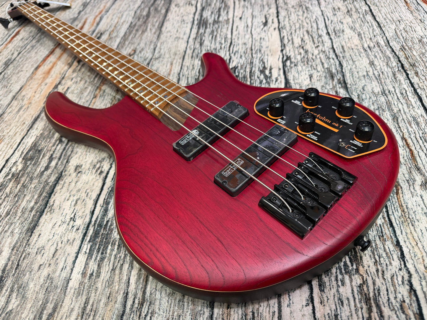 Cort B4 Element Bass Wine red Bartolini loaded!