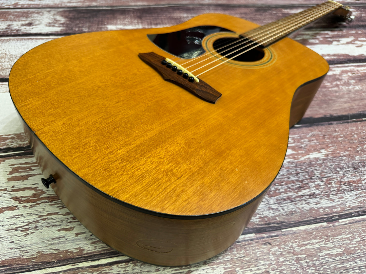 Ariana AW-60 Left Hand Dreadnought