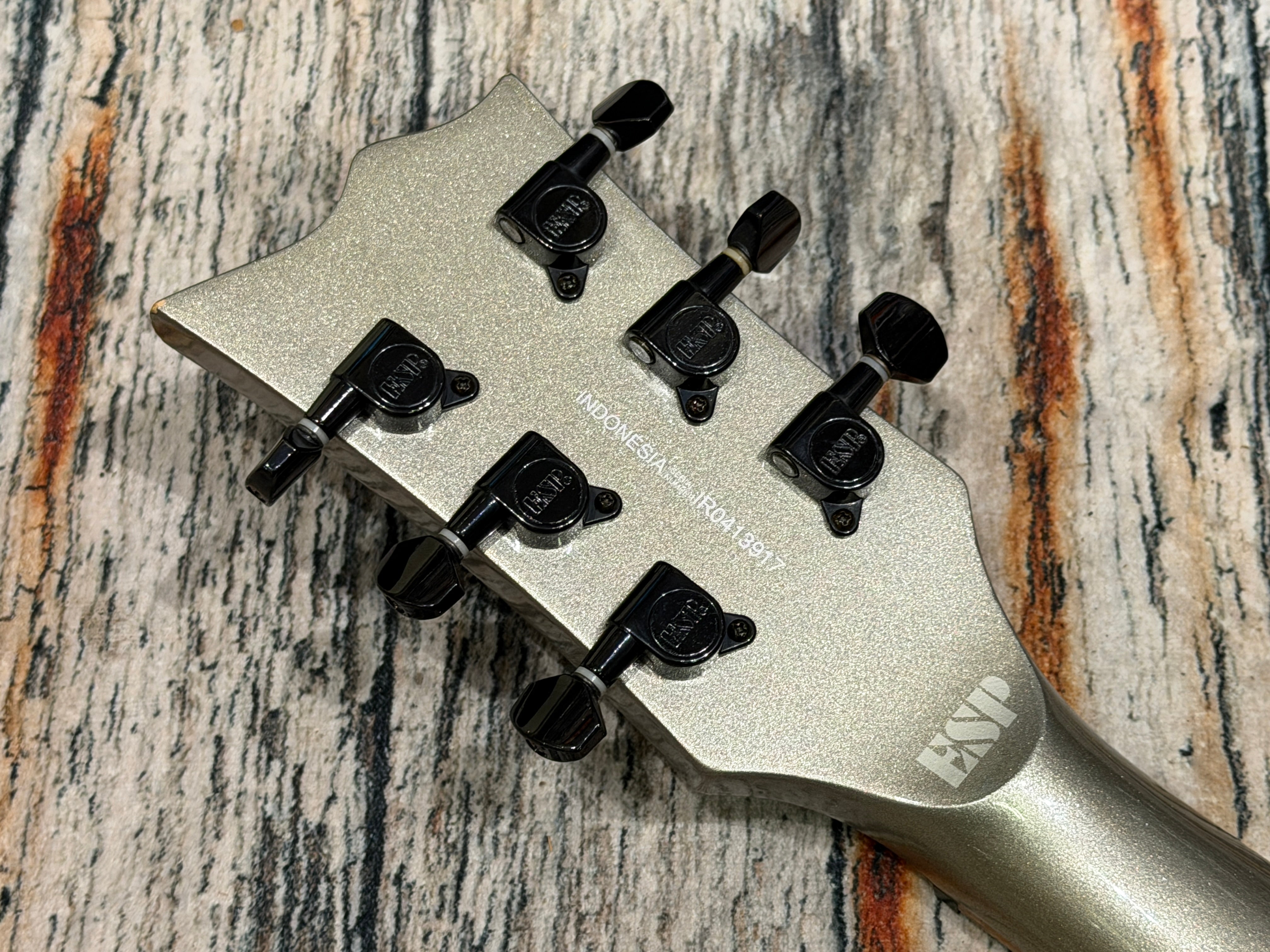 ESP LTD Viper 50 - Silver – Badlands Guitars Limited
