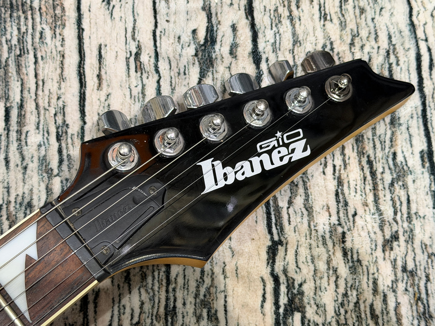 Ibanez Gio GRG170DX Candy Apple Red