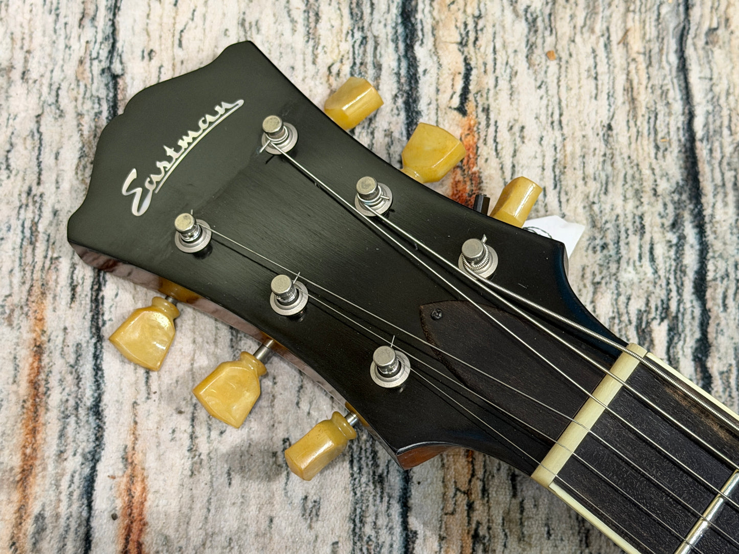 Eastman T64L TVT0GB Left Hand - B-Stock