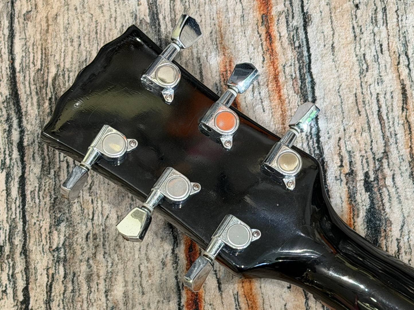 Vintage SG, Bigsby Modded