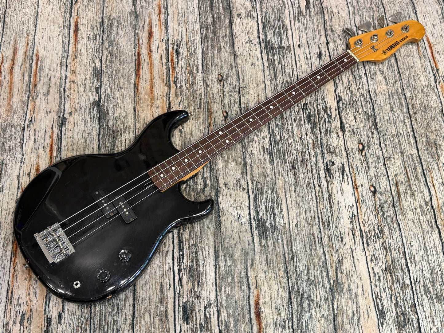 Yamaha BB300 bass - Japan