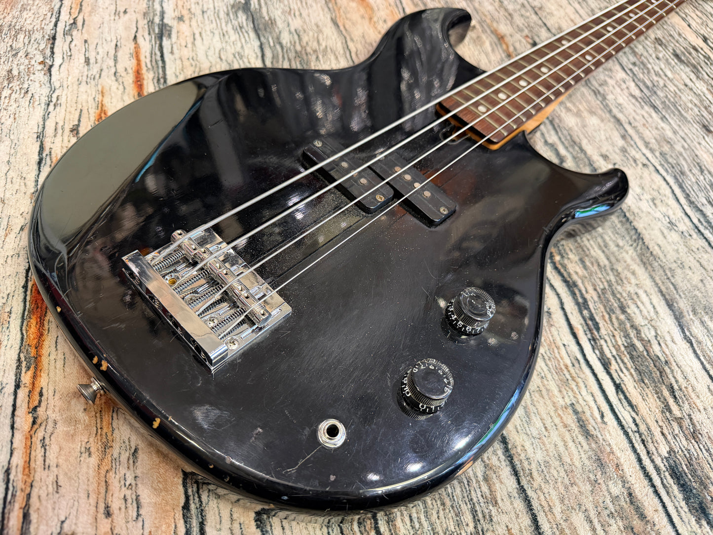 Yamaha BB300 bass - Japan