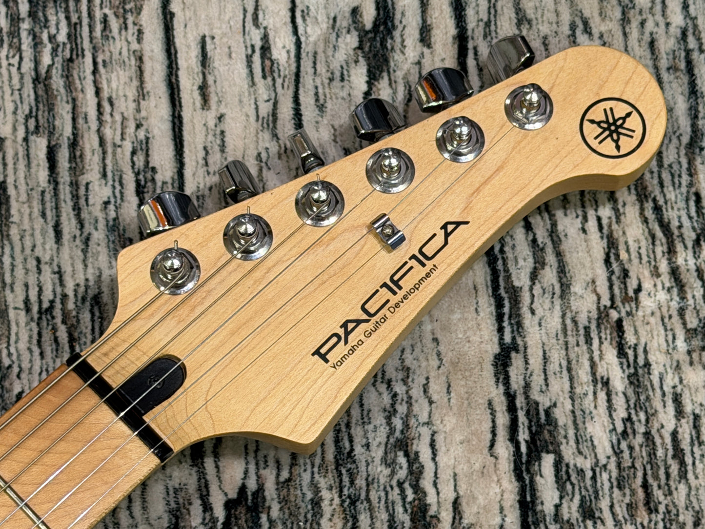Yamaha Pacifica PAC 112VM